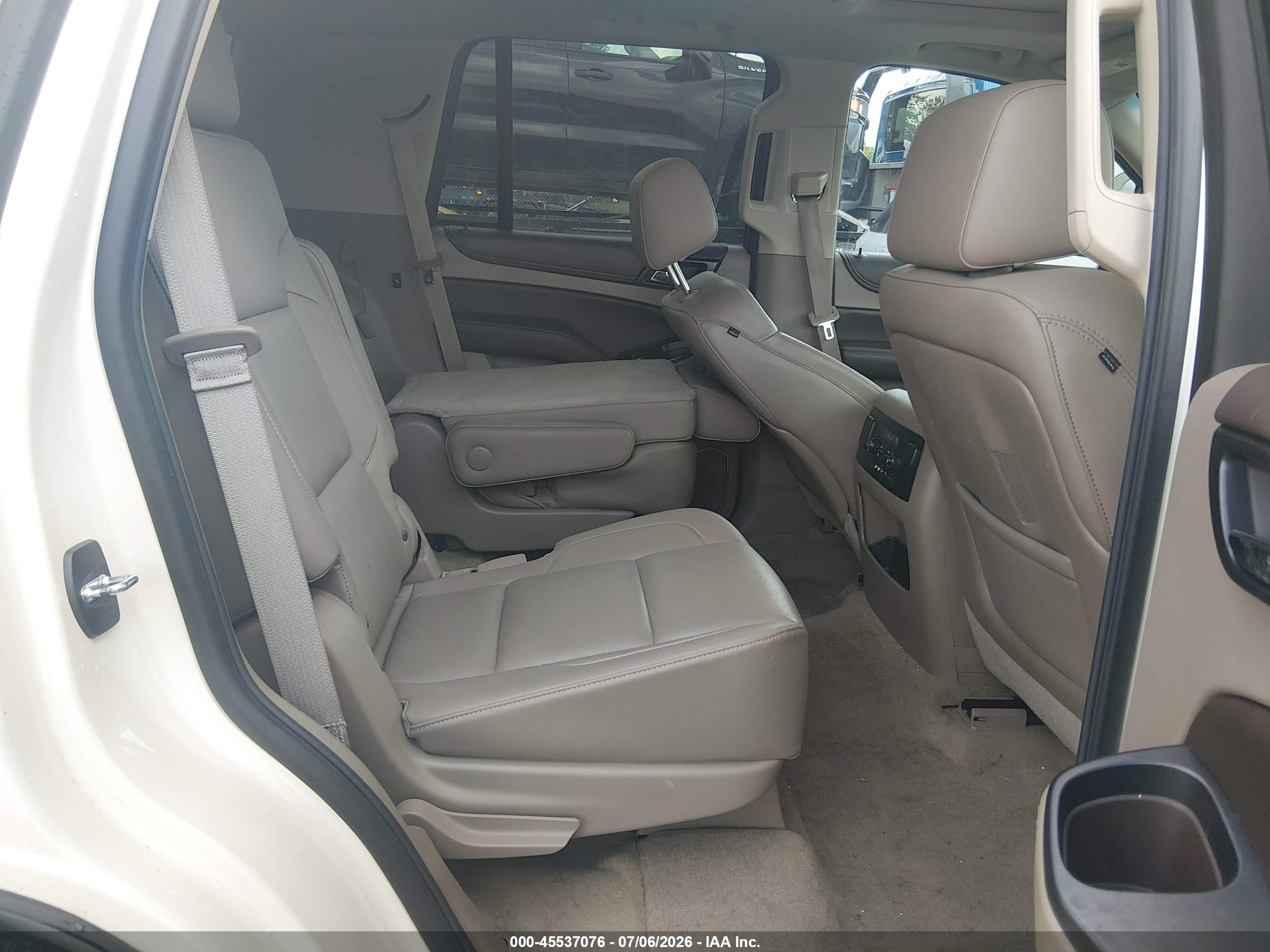 2015 Chevrolet Tahoe Ltz Белый vin: 1GNSKCKC8FR692807