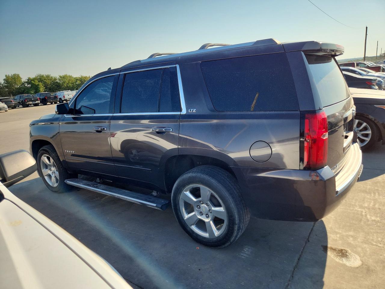 2015 Chevrolet Tahoe K1500 Ltz Gray vin: 1GNSKCKC9FR666569