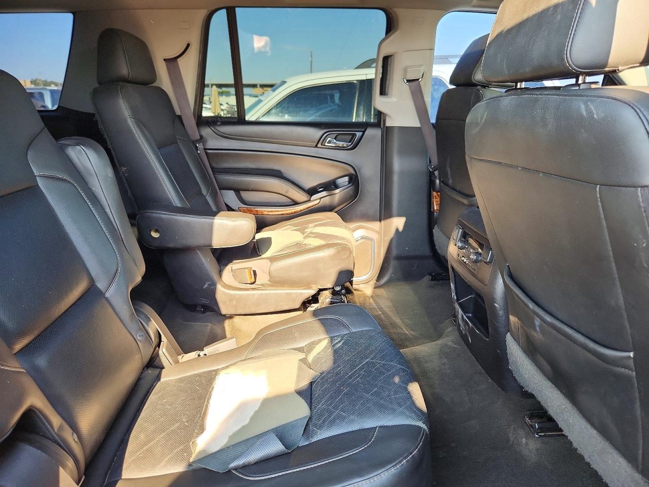 2015 Chevrolet Tahoe K1500 Ltz Gray vin: 1GNSKCKC9FR666569