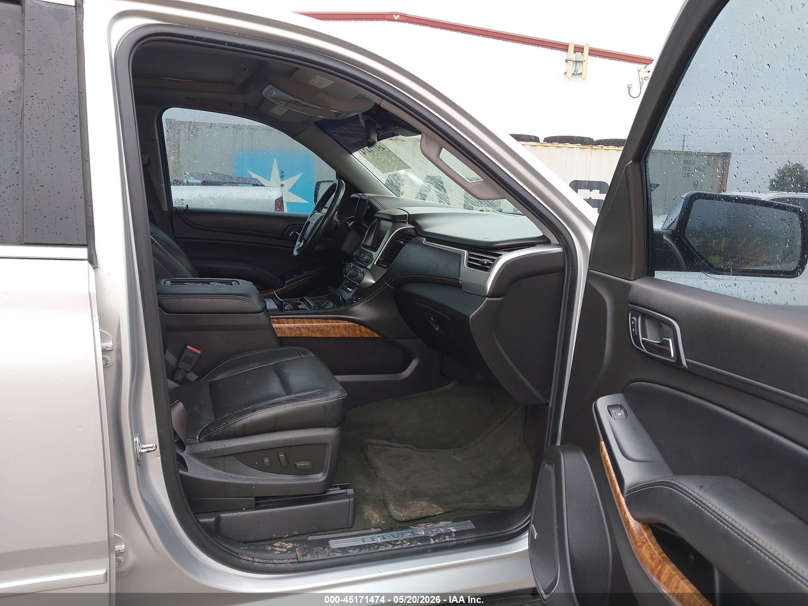 2015 Chevrolet Tahoe Ltz Silver vin: 1GNSKCKCXFR247310
