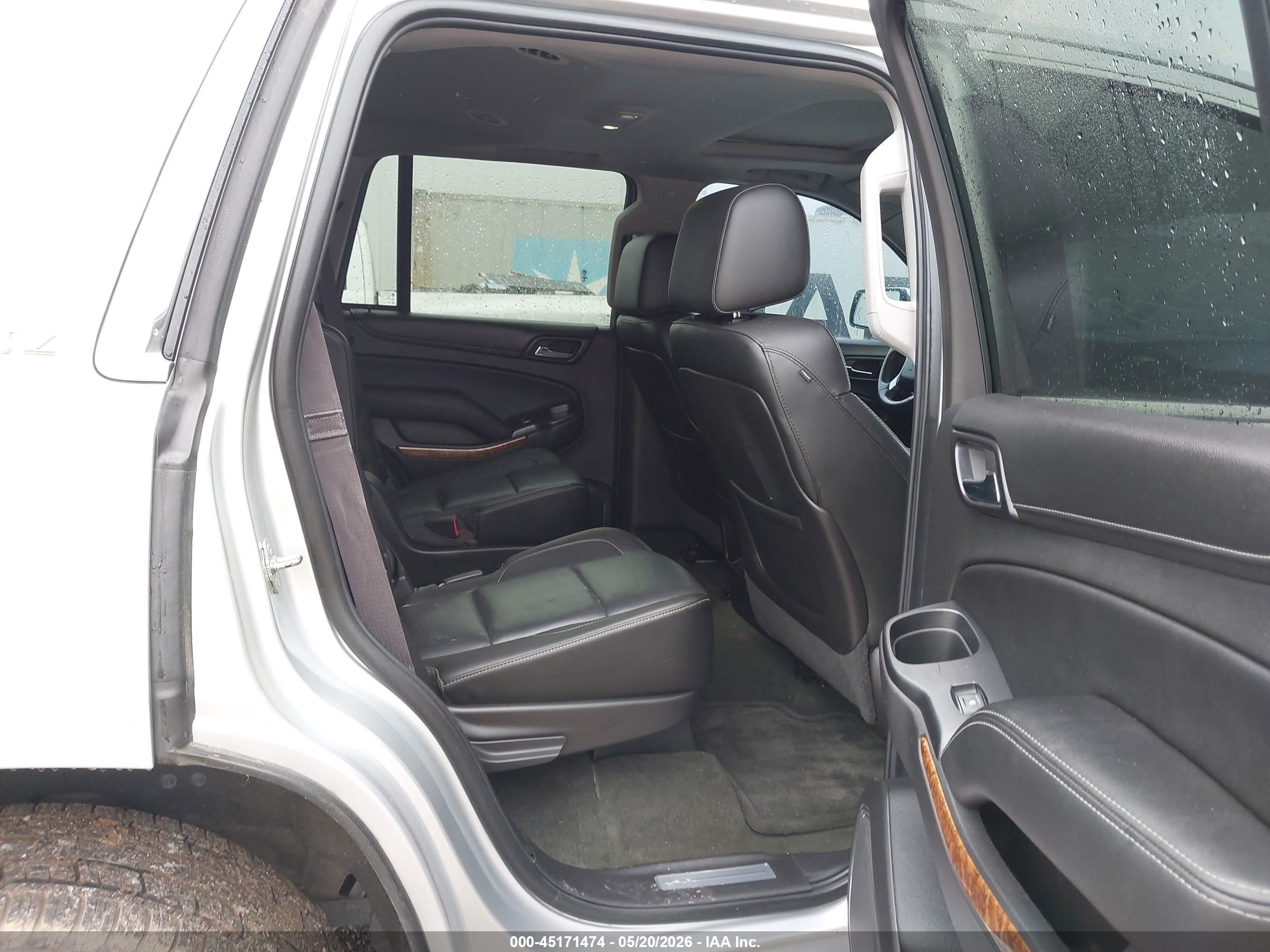 2015 Chevrolet Tahoe Ltz Silver vin: 1GNSKCKCXFR247310