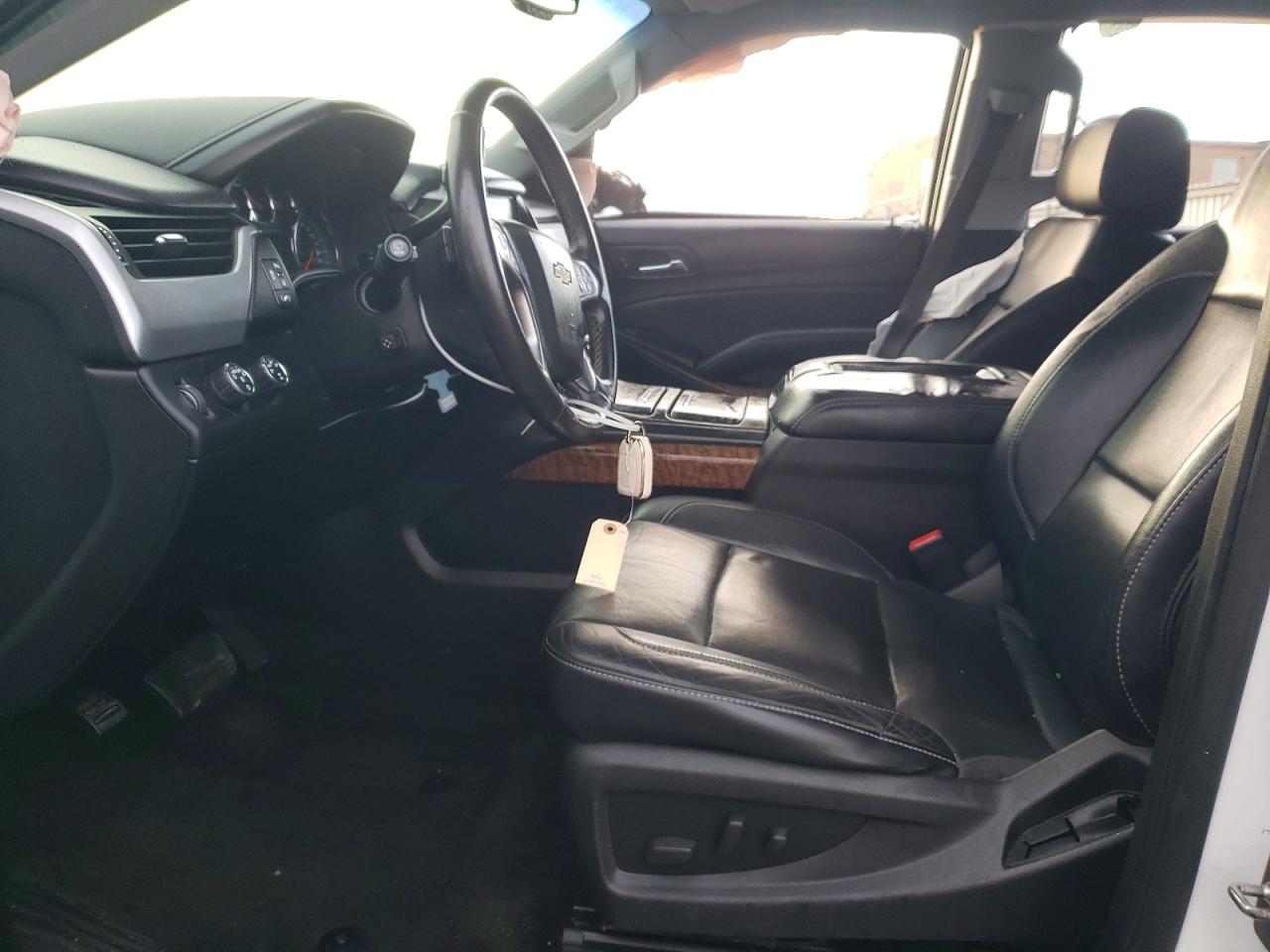 2015 Chevrolet Tahoe K1500 Ltz White vin: 1GNSKCKCXFR593888