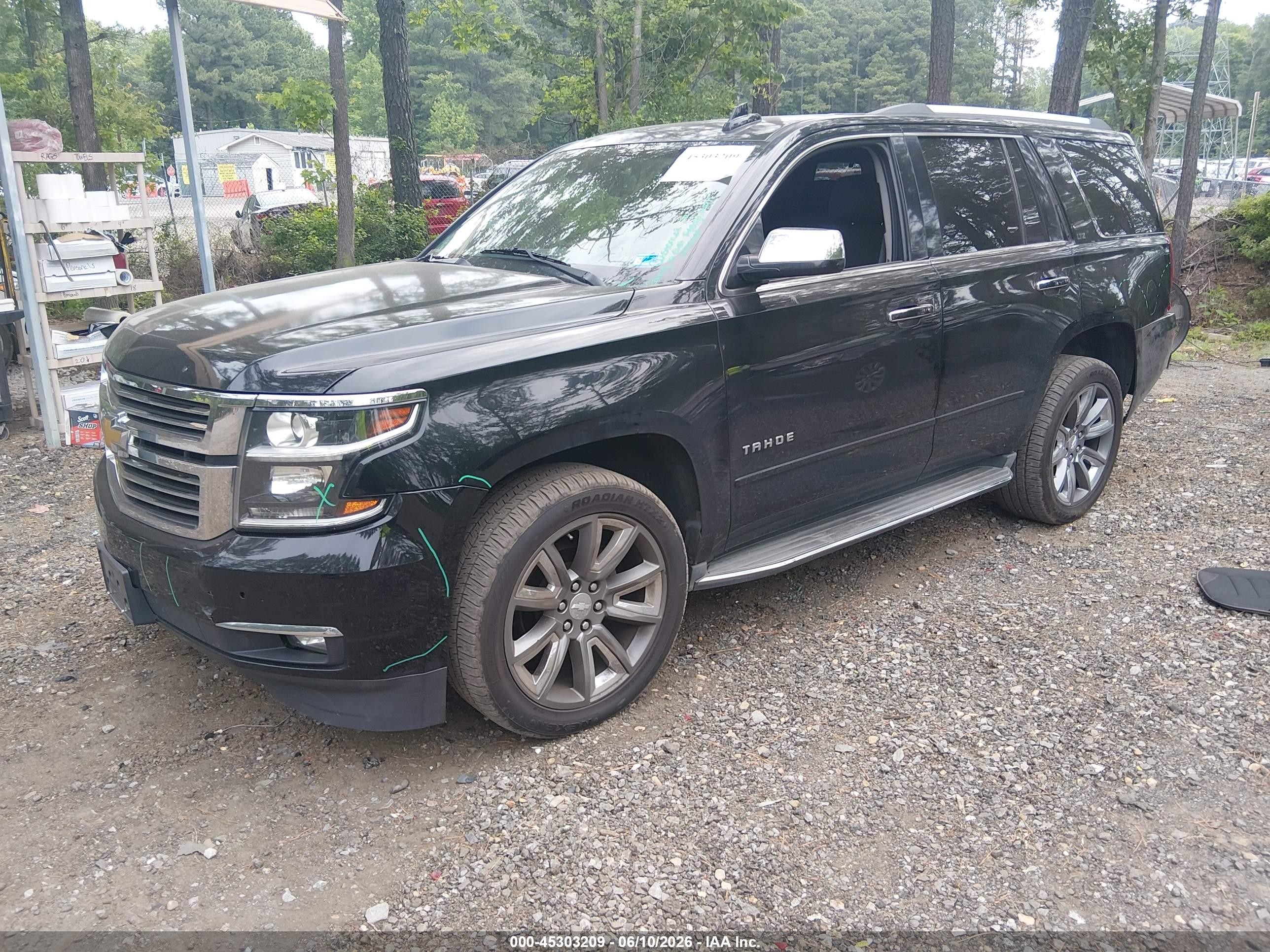 2015 Chevrolet Tahoe Ltz Черный vin: 1GNSKCKCXFR671411