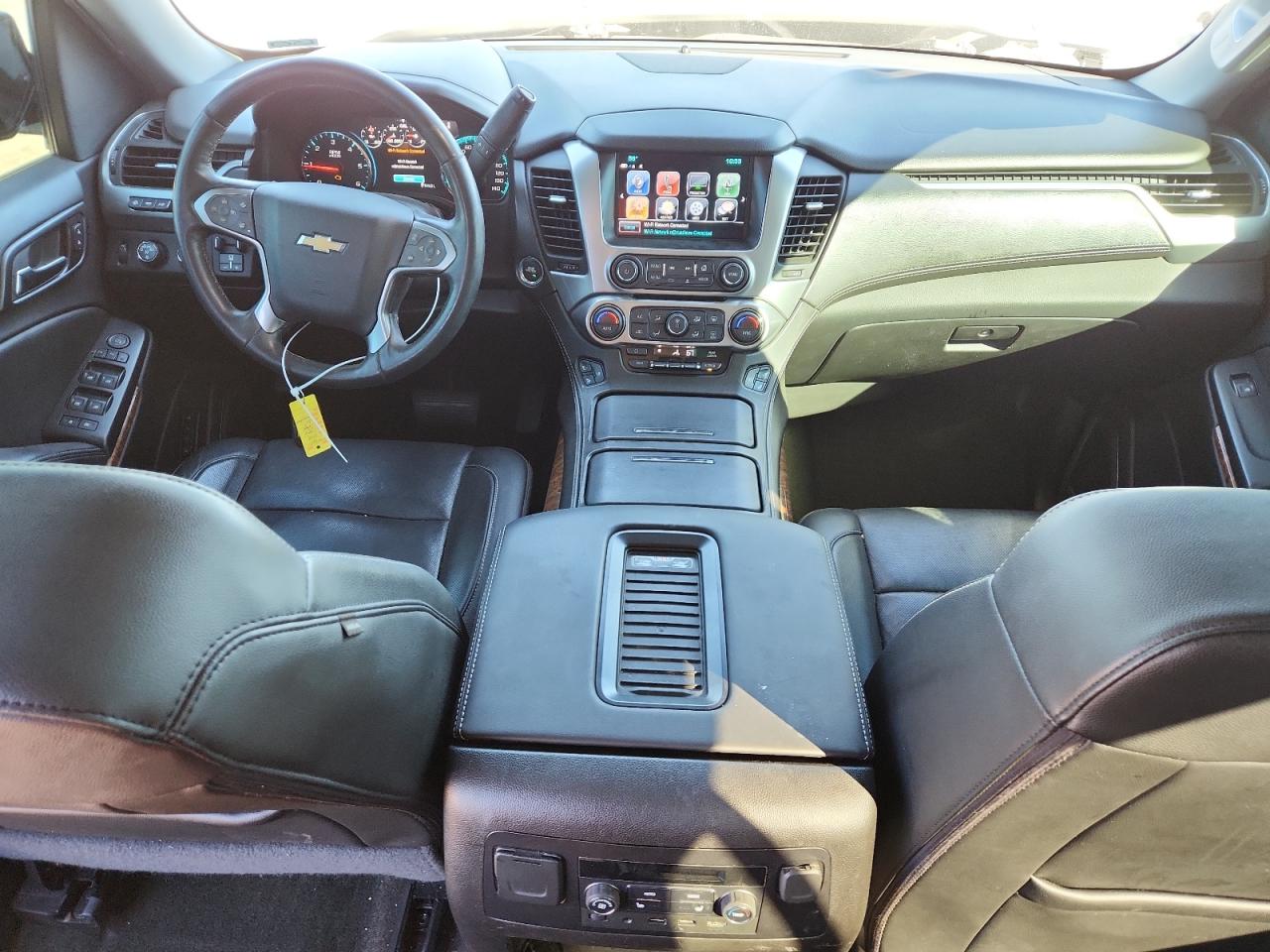 2018 Chevrolet Tahoe K1500 Premier Silver vin: 1GNSKCKJXJR152253
