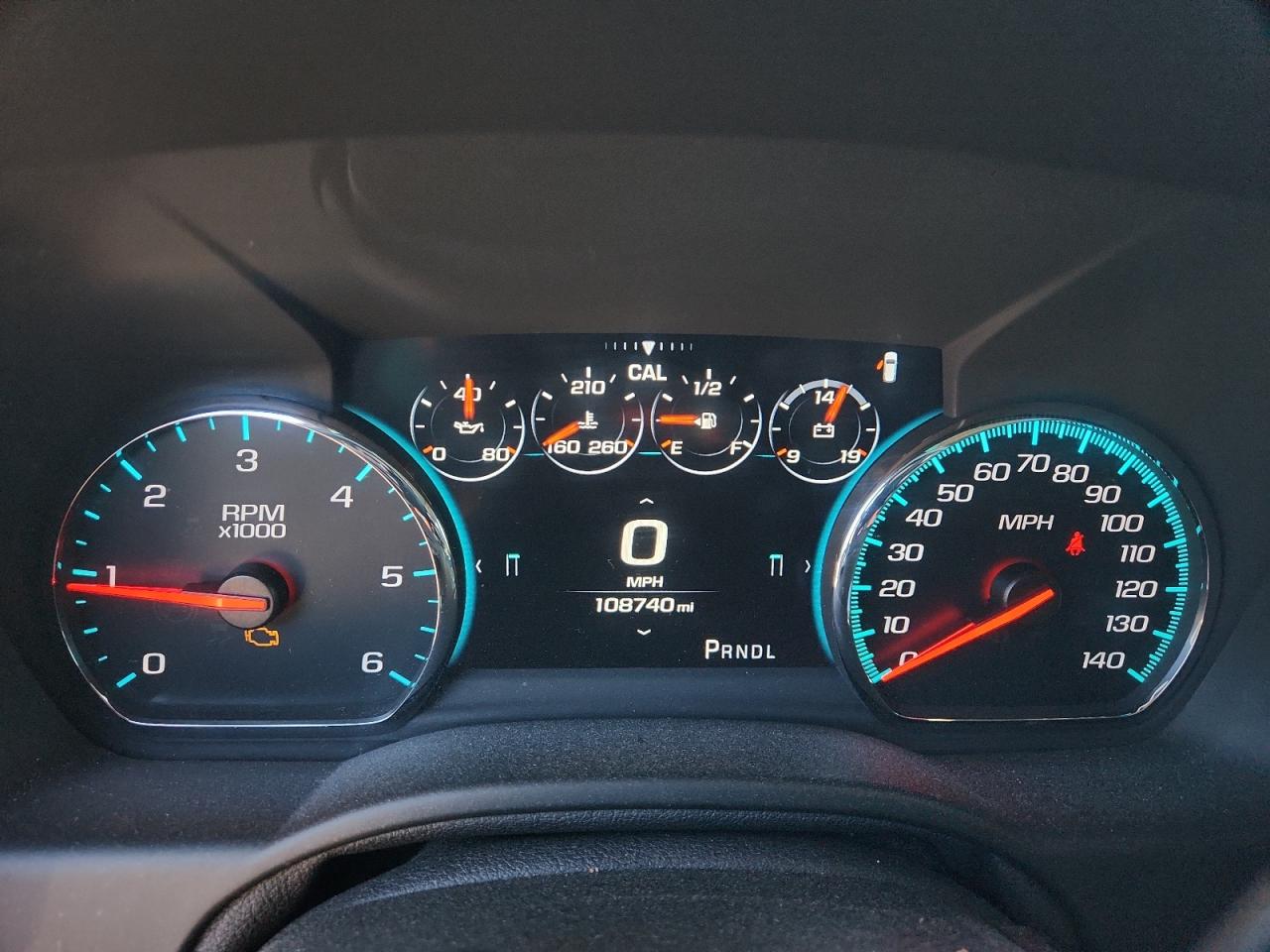 2018 Chevrolet Tahoe K1500 Premier Silver vin: 1GNSKCKJXJR152253