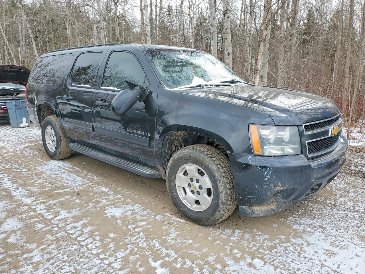 2014 Chevrolet Suburban K1500 Ls Black vin: 1GNSKHE71ER100822
