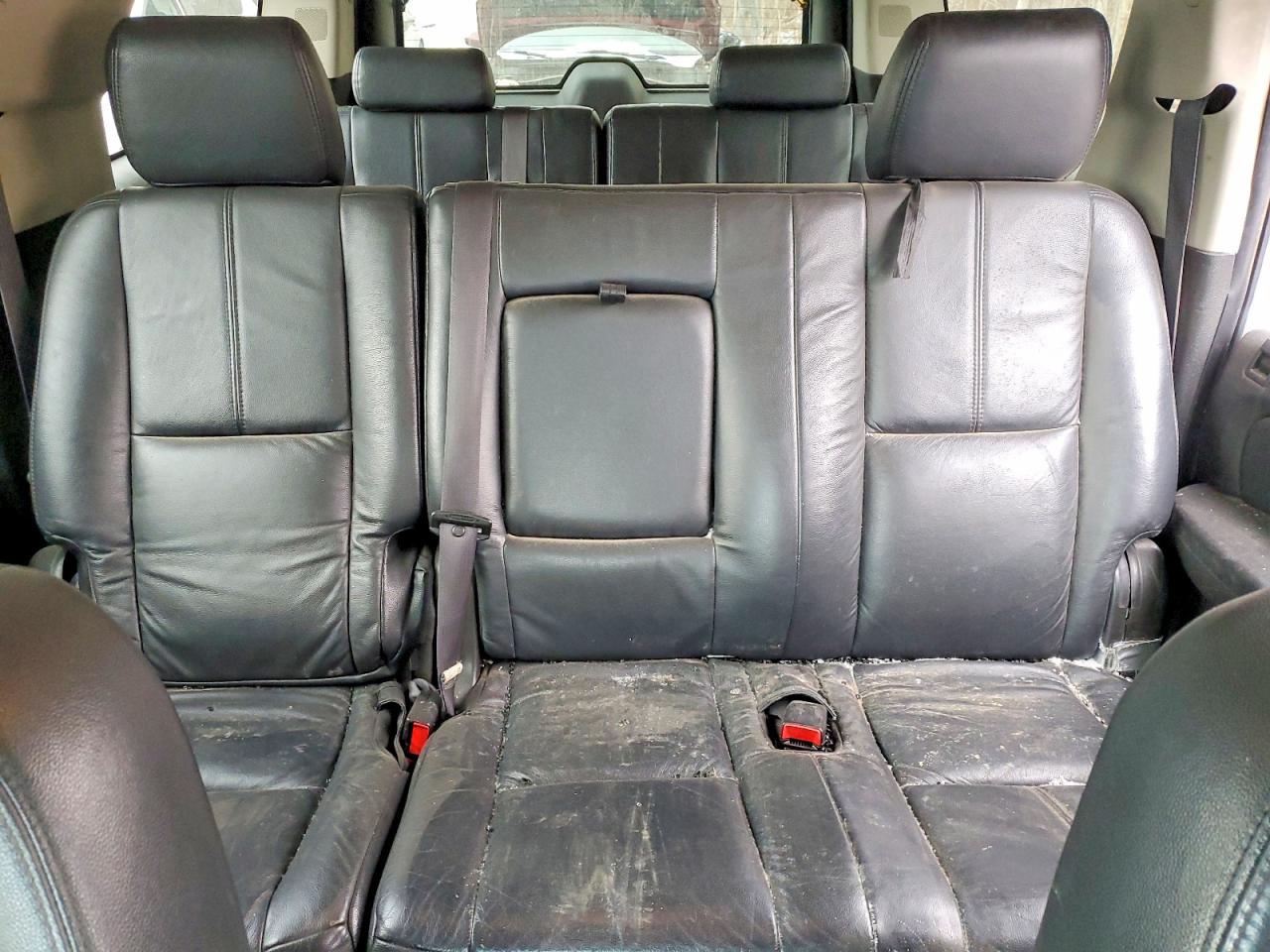 2014 Chevrolet Suburban K1500 Ls Black vin: 1GNSKHE71ER100822