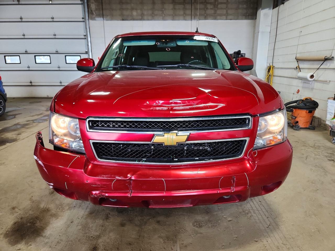 2013 Chevrolet Suburban K1500 Ls Red vin: 1GNSKHE75DR343256