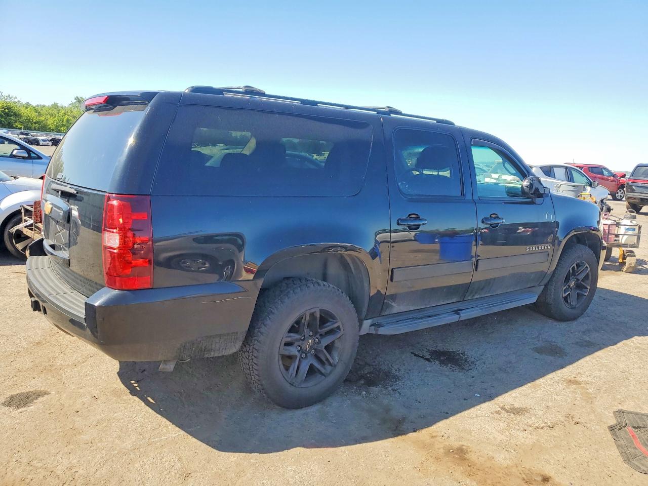 2013 Chevrolet Suburban K1500 Ls Black vin: 1GNSKHE78DR361301