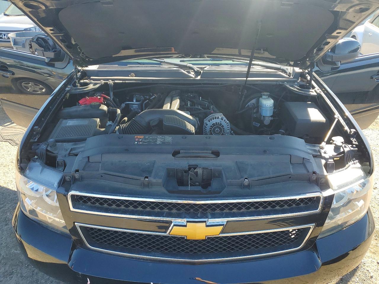 2013 Chevrolet Suburban K1500 Ls Black vin: 1GNSKHE78DR361301