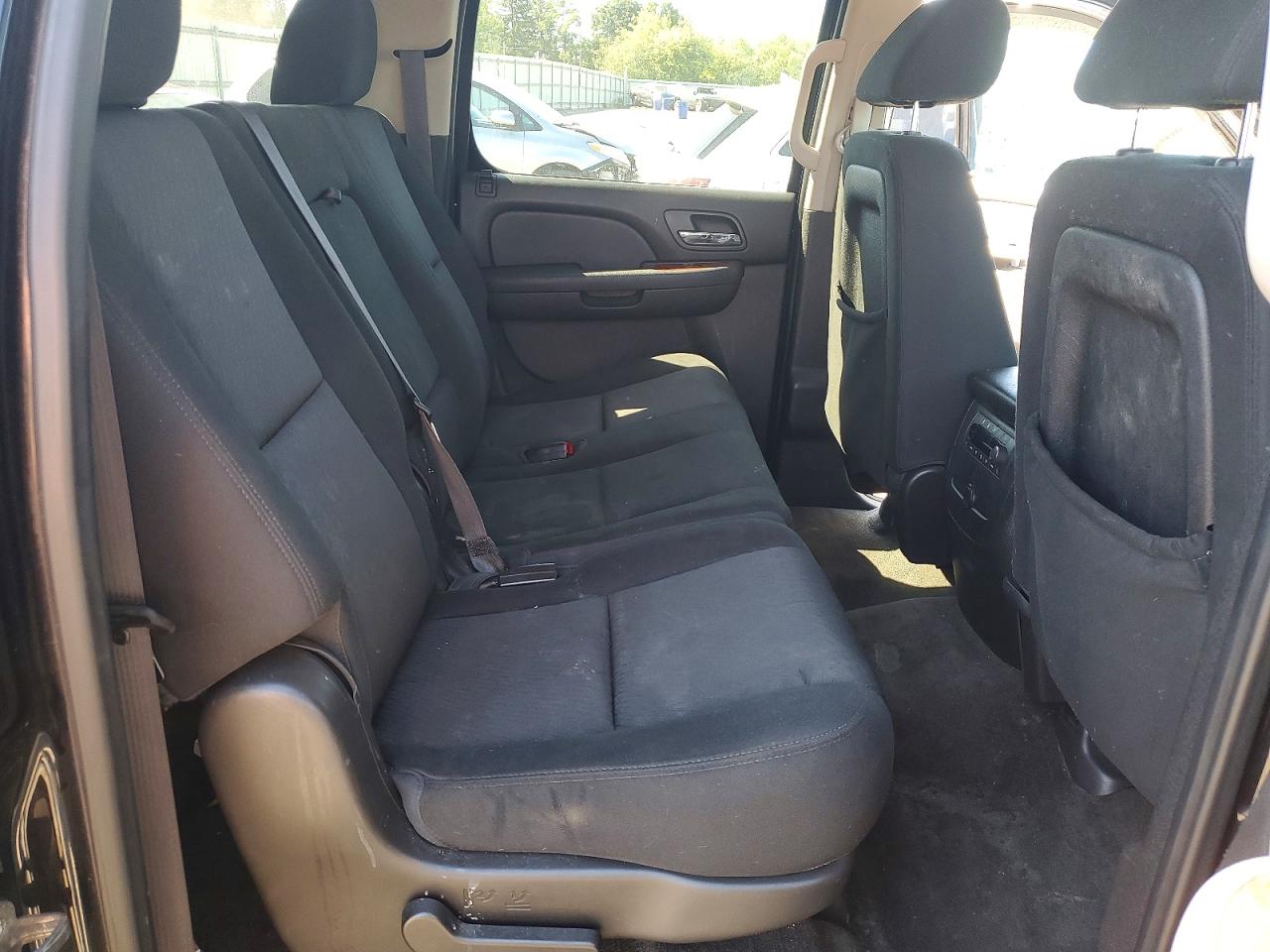 2013 Chevrolet Suburban K1500 Ls Black vin: 1GNSKHE78DR361301