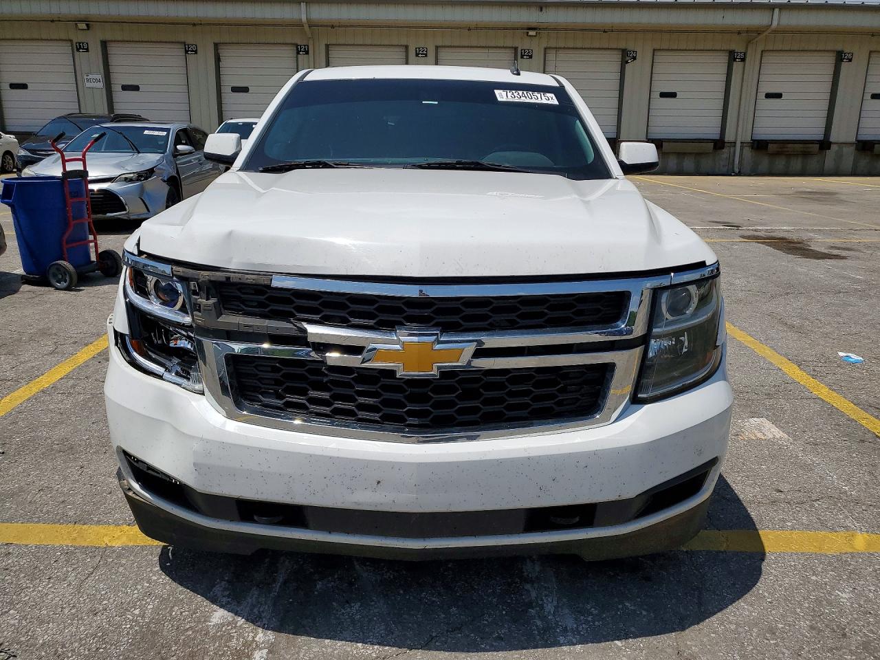 2015 Chevrolet Suburban K1500 Ls White vin: 1GNSKHKC0FR255395