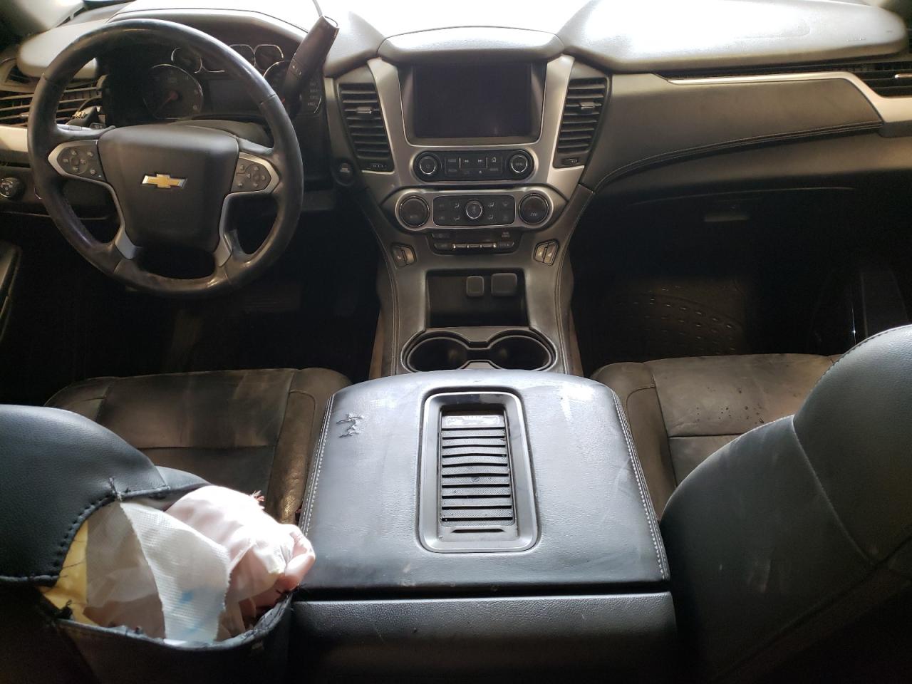2016 Chevrolet Suburban K1500 Lt Black vin: 1GNSKHKC0GR389342 Damage: Front Center Armrest, Worn, Replacement Required