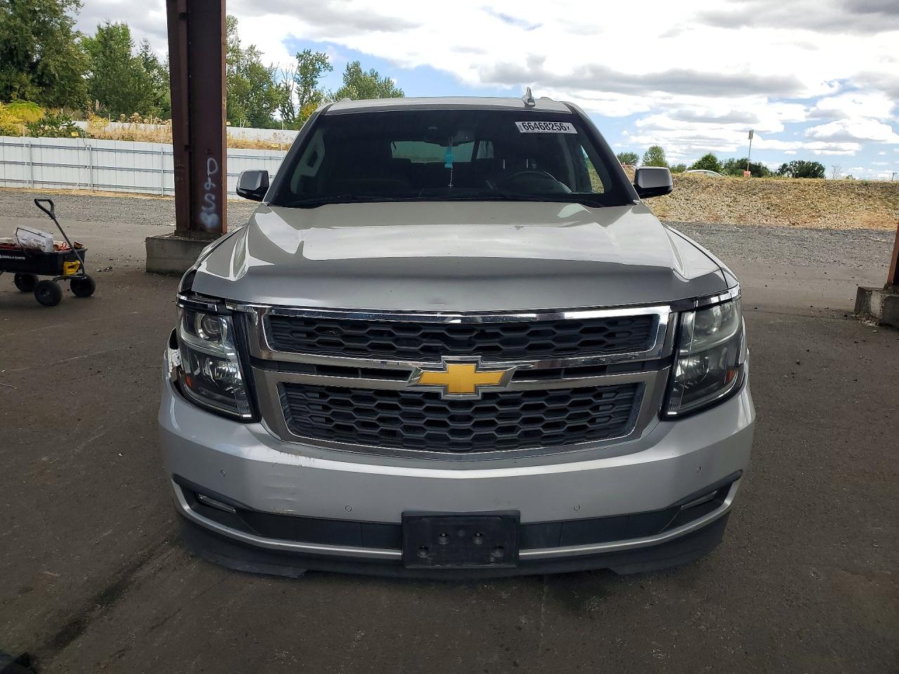 2017 Chevrolet Suburban K1500 Lt Silver vin: 1GNSKHKC2HR325627
