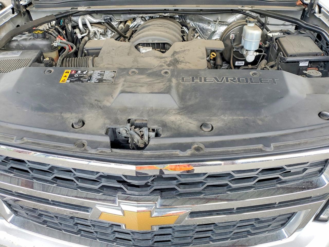 2017 Chevrolet Suburban K1500 Lt Silver vin: 1GNSKHKC2HR325627