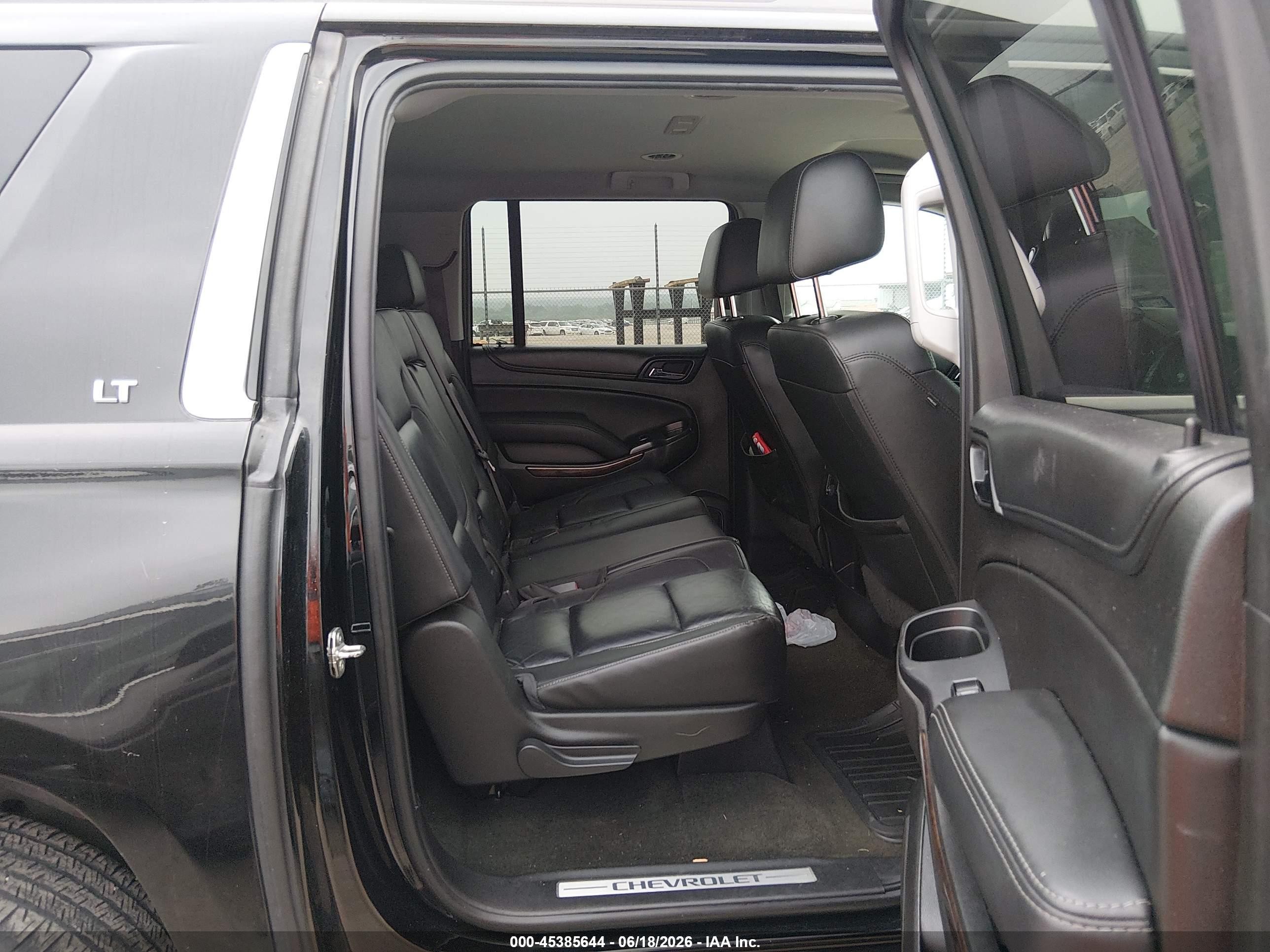 2017 Chevrolet Suburban Lt Black vin: 1GNSKHKC7HR222039