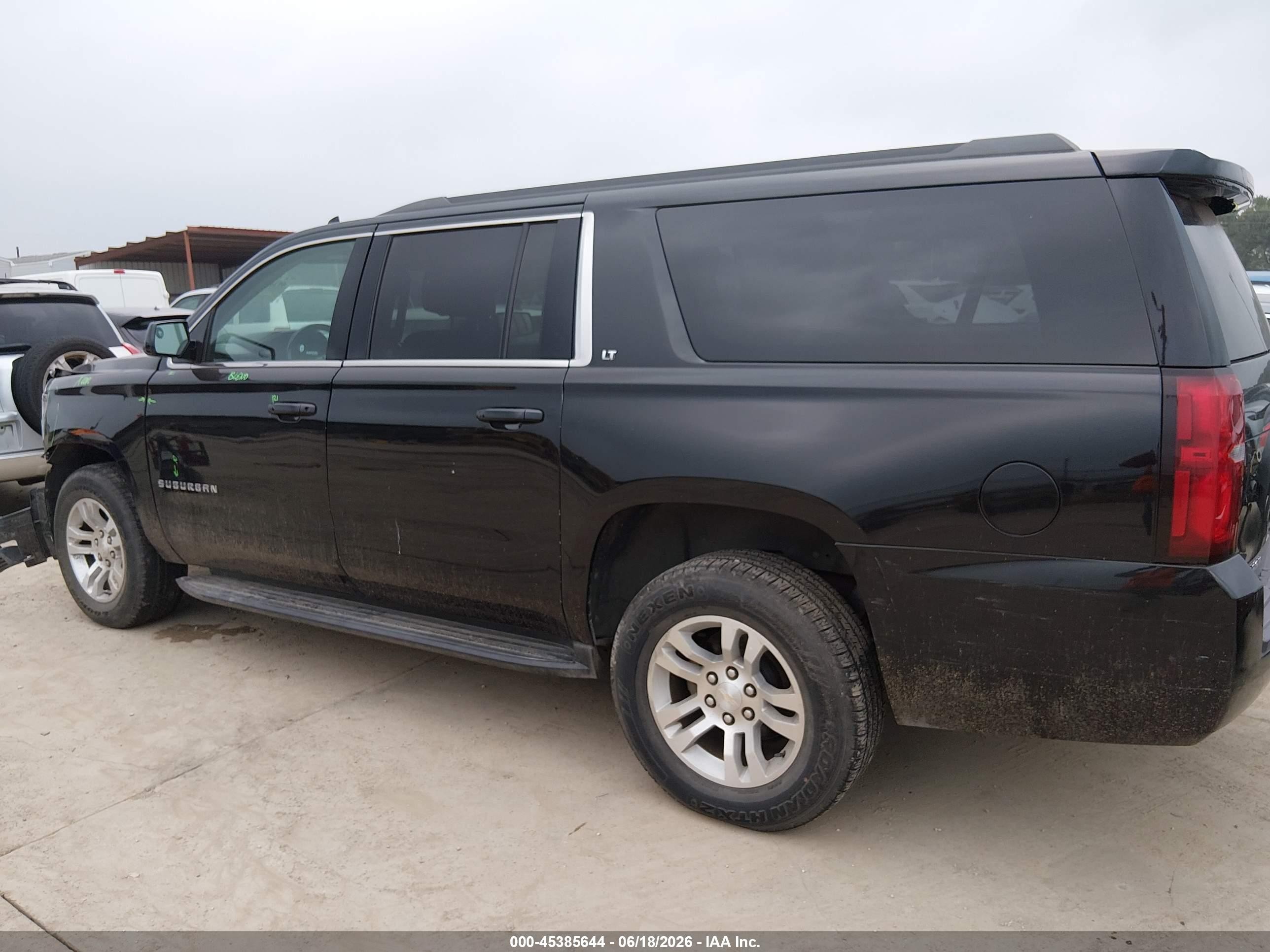2017 Chevrolet Suburban Lt Black vin: 1GNSKHKC7HR222039