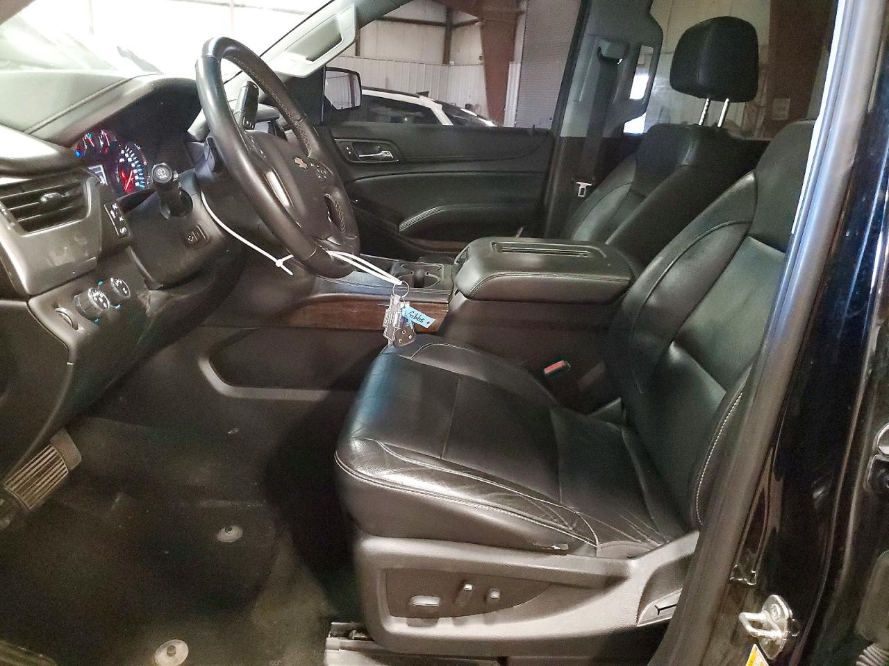 2018 Chevrolet Suburban K1500 Lt Черный vin: 1GNSKHKC8JR357682