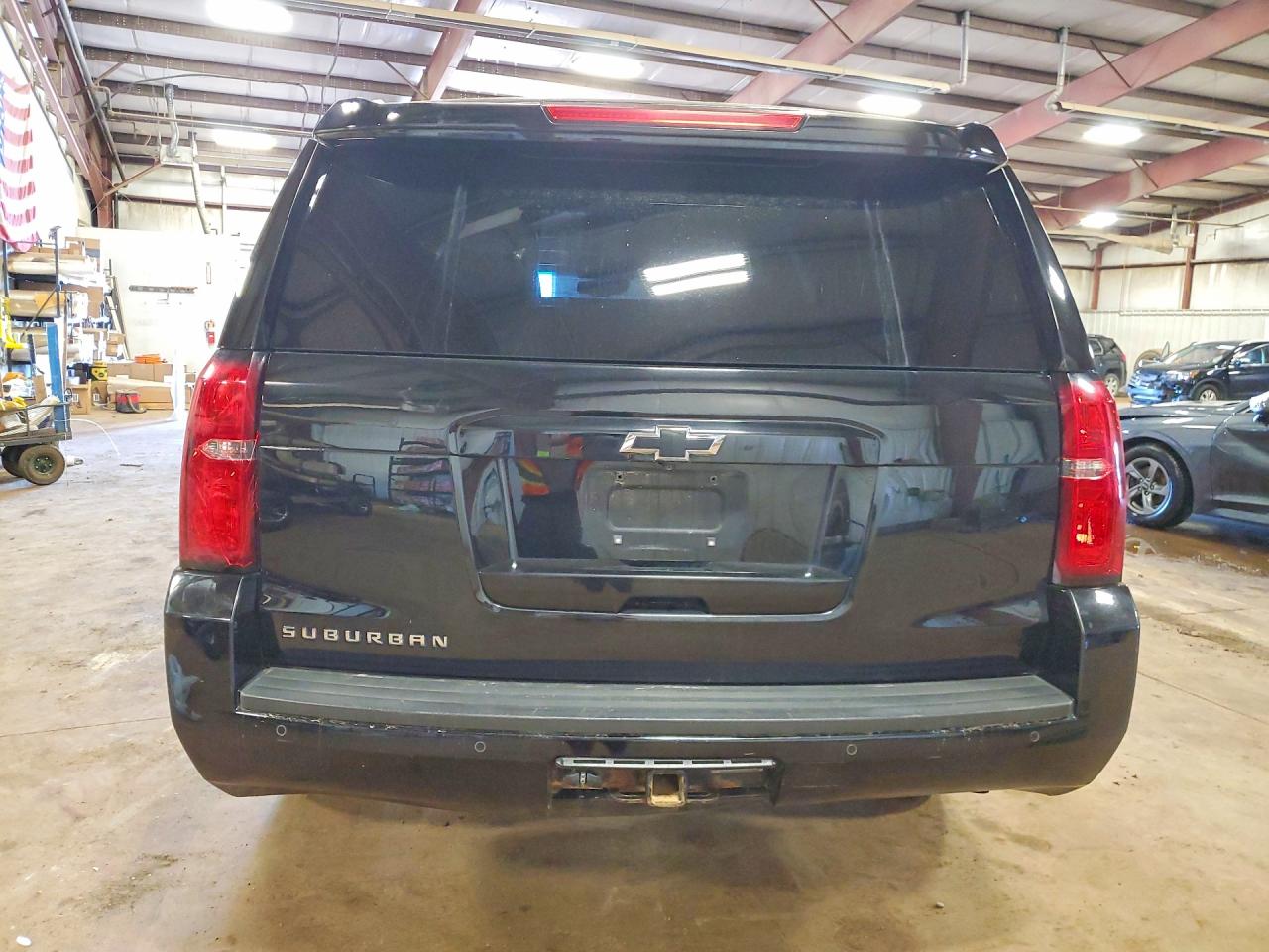 2018 Chevrolet Suburban K1500 Lt Черный vin: 1GNSKHKC8JR357682