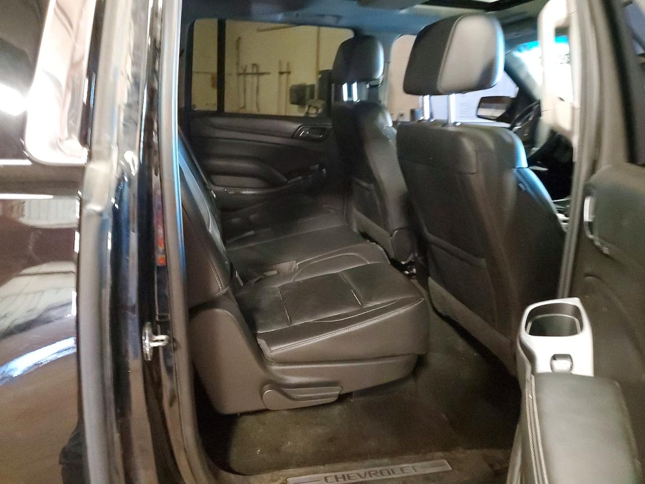2018 Chevrolet Suburban K1500 Lt Черный vin: 1GNSKHKC8JR357682