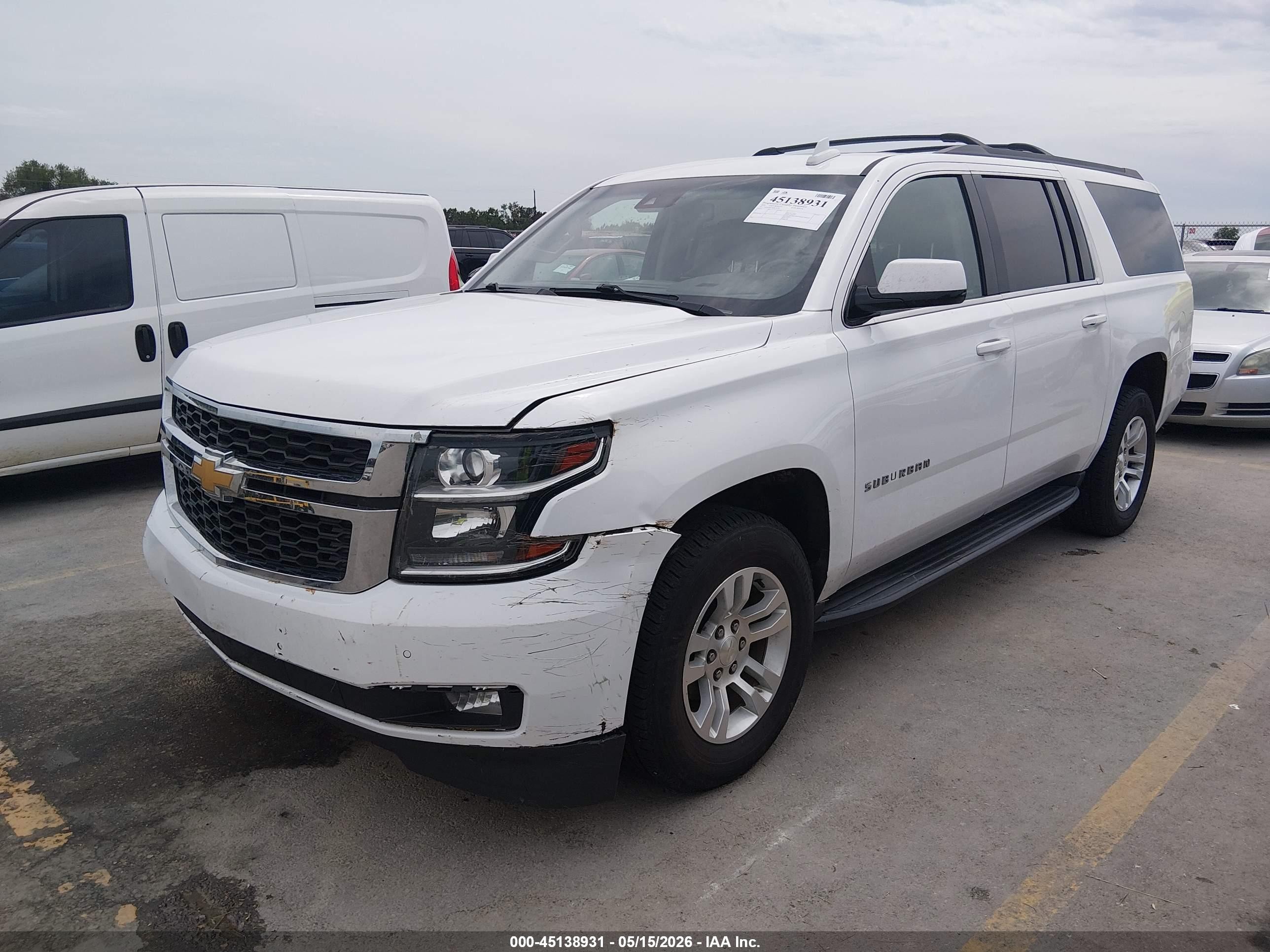 2019 Chevrolet Suburban Lt White vin: 1GNSKHKC9KR376730