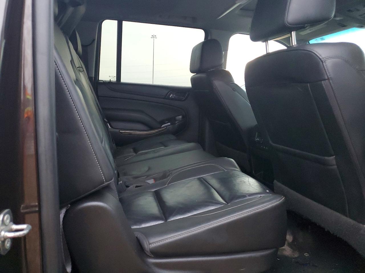 2018 Chevrolet Suburban K1500 Lt Black vin: 1GNSKHKCXJR135628