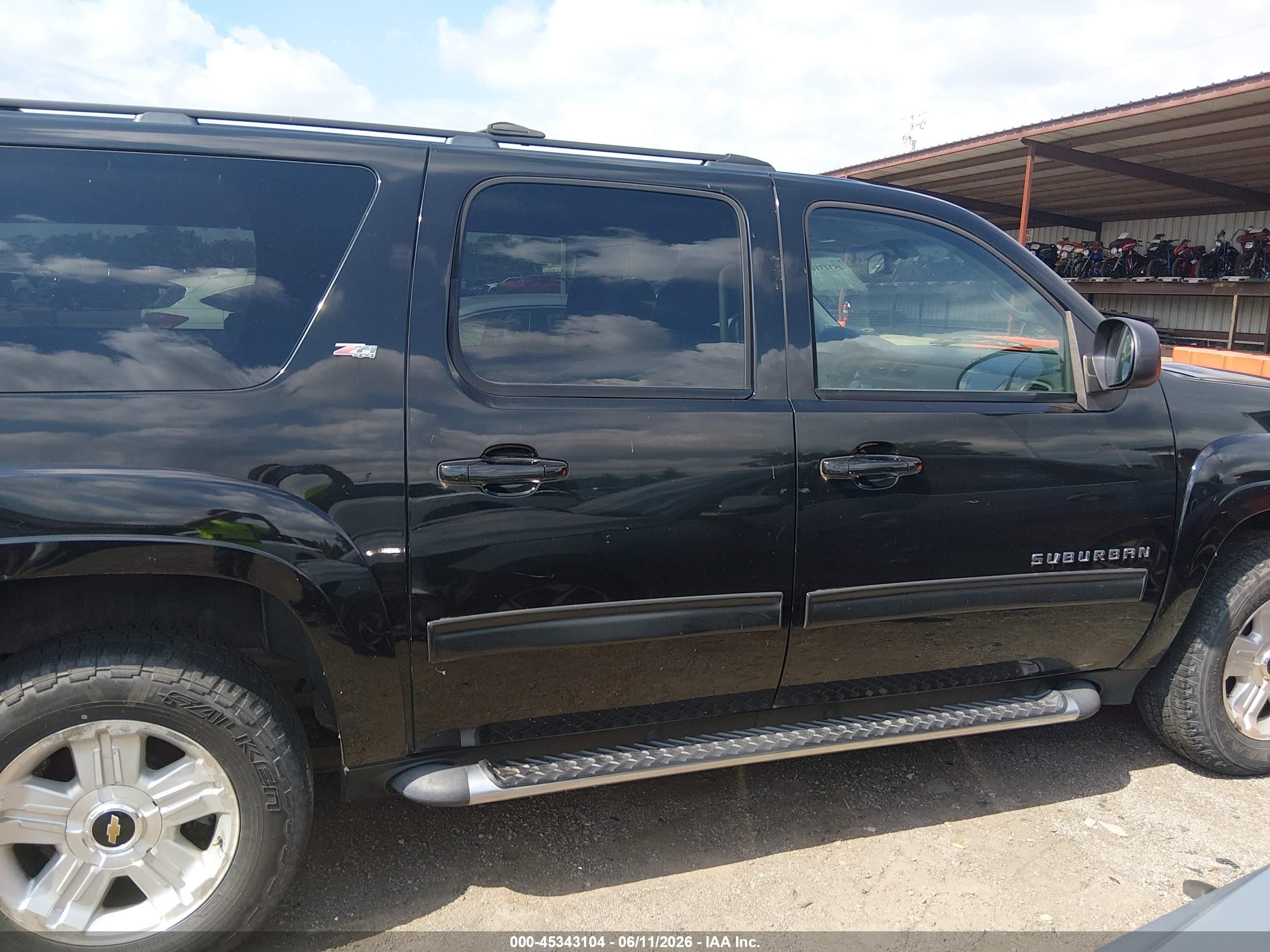 2011 Chevrolet Suburban 1500 Lt1 Black vin: 1GNSKJE37BR223590