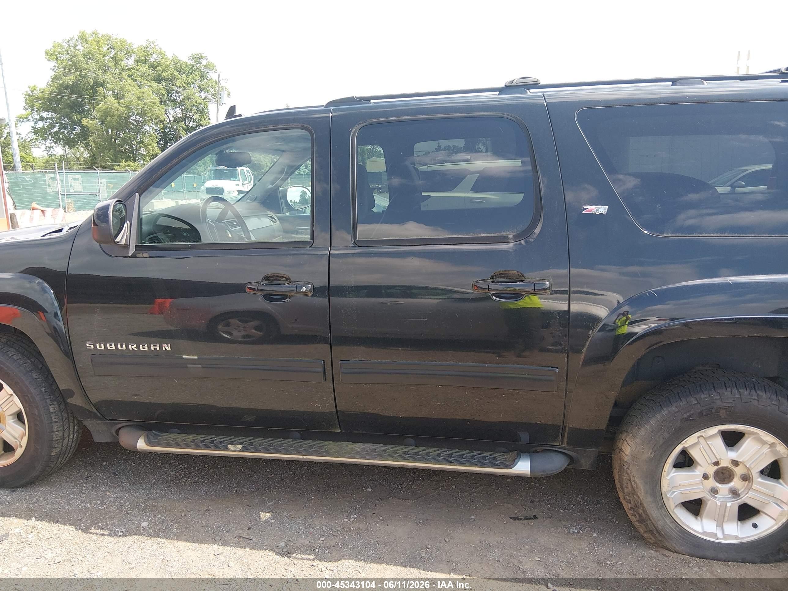 2011 Chevrolet Suburban 1500 Lt1 Black vin: 1GNSKJE37BR223590