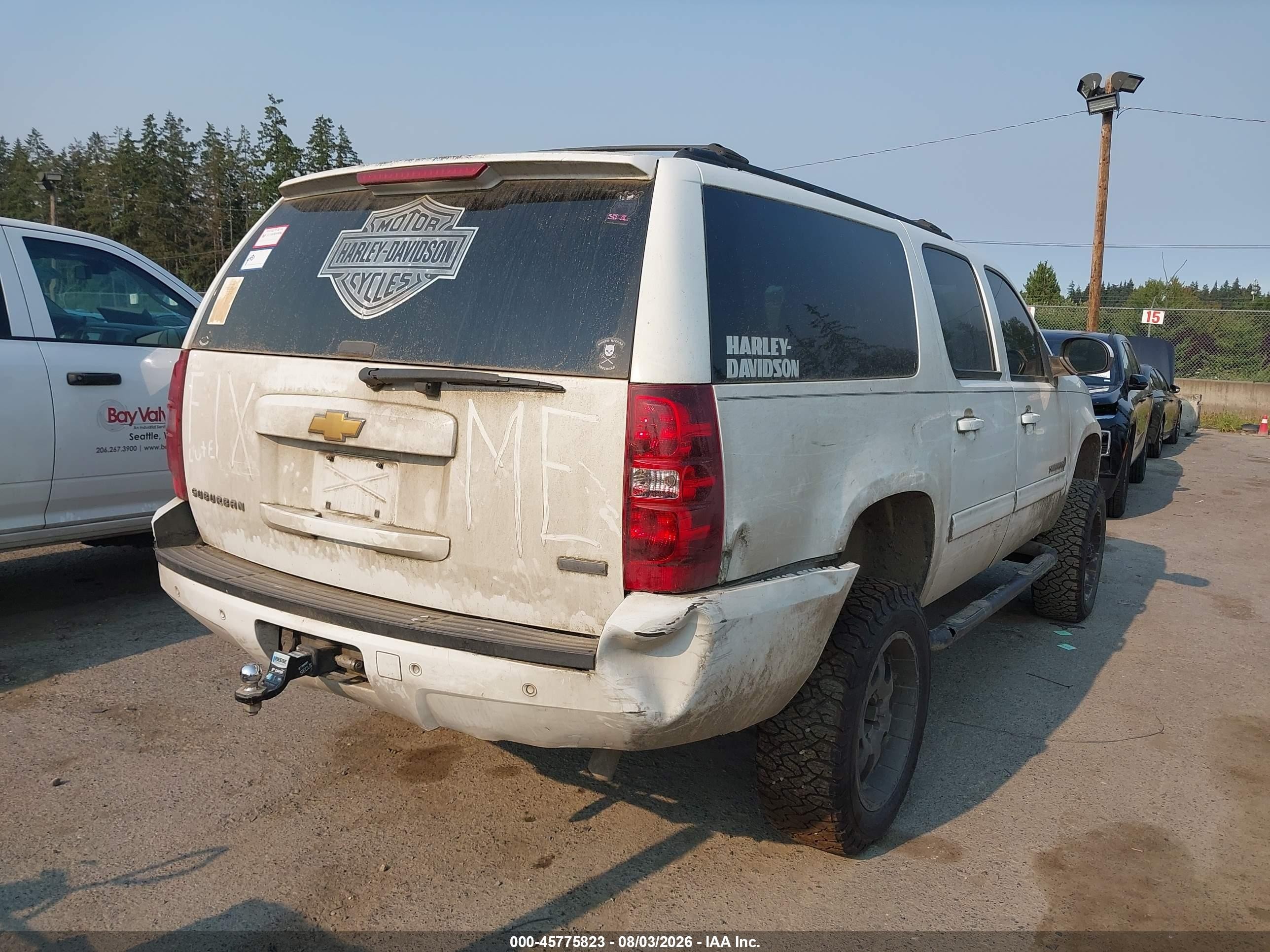 2012 Chevrolet Suburban Lt Белый vin: 1GNSKJE70CR107765