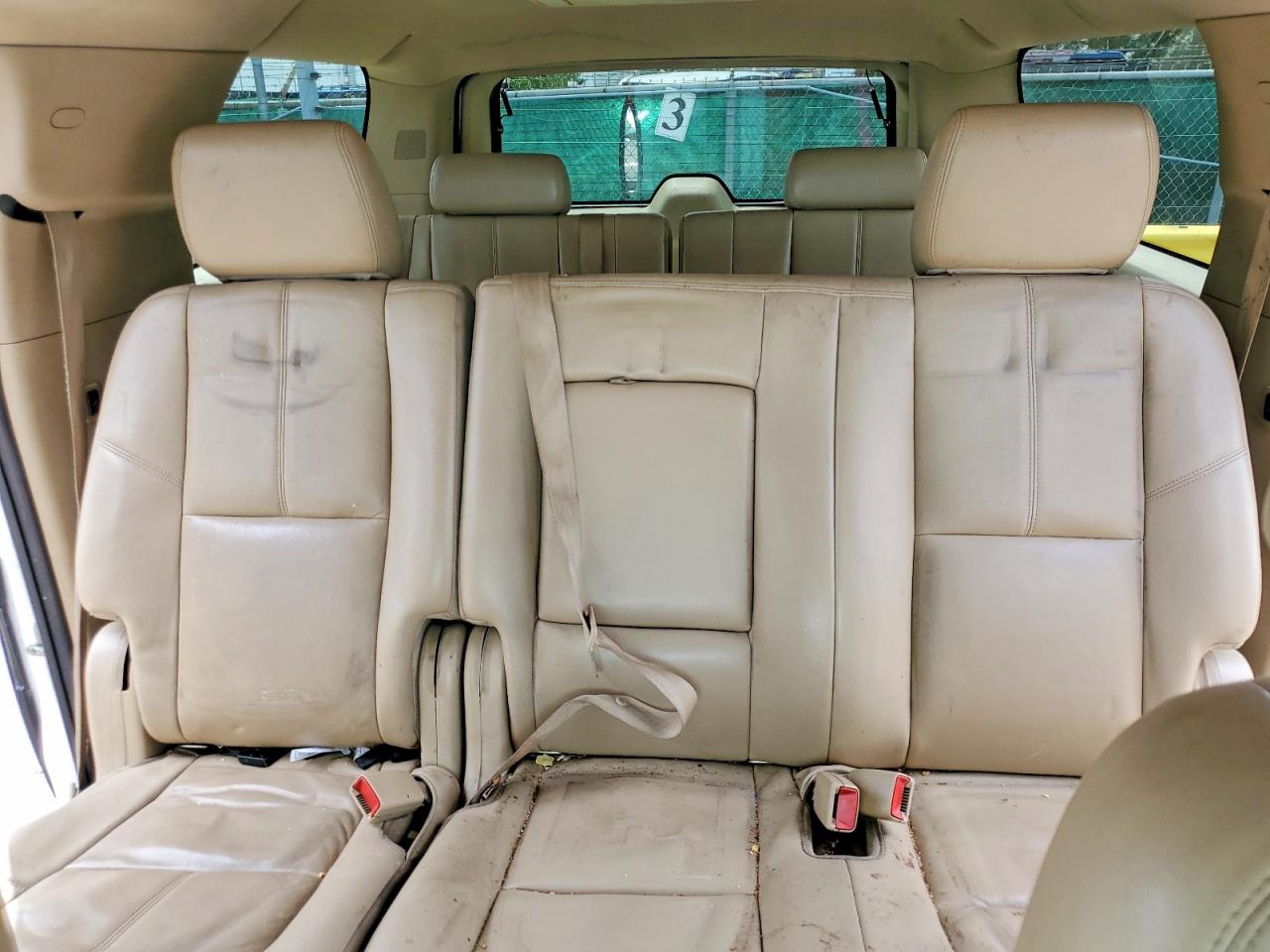 2012 Chevrolet Suburban K1500 Lt White vin: 1GNSKJE70CR153046