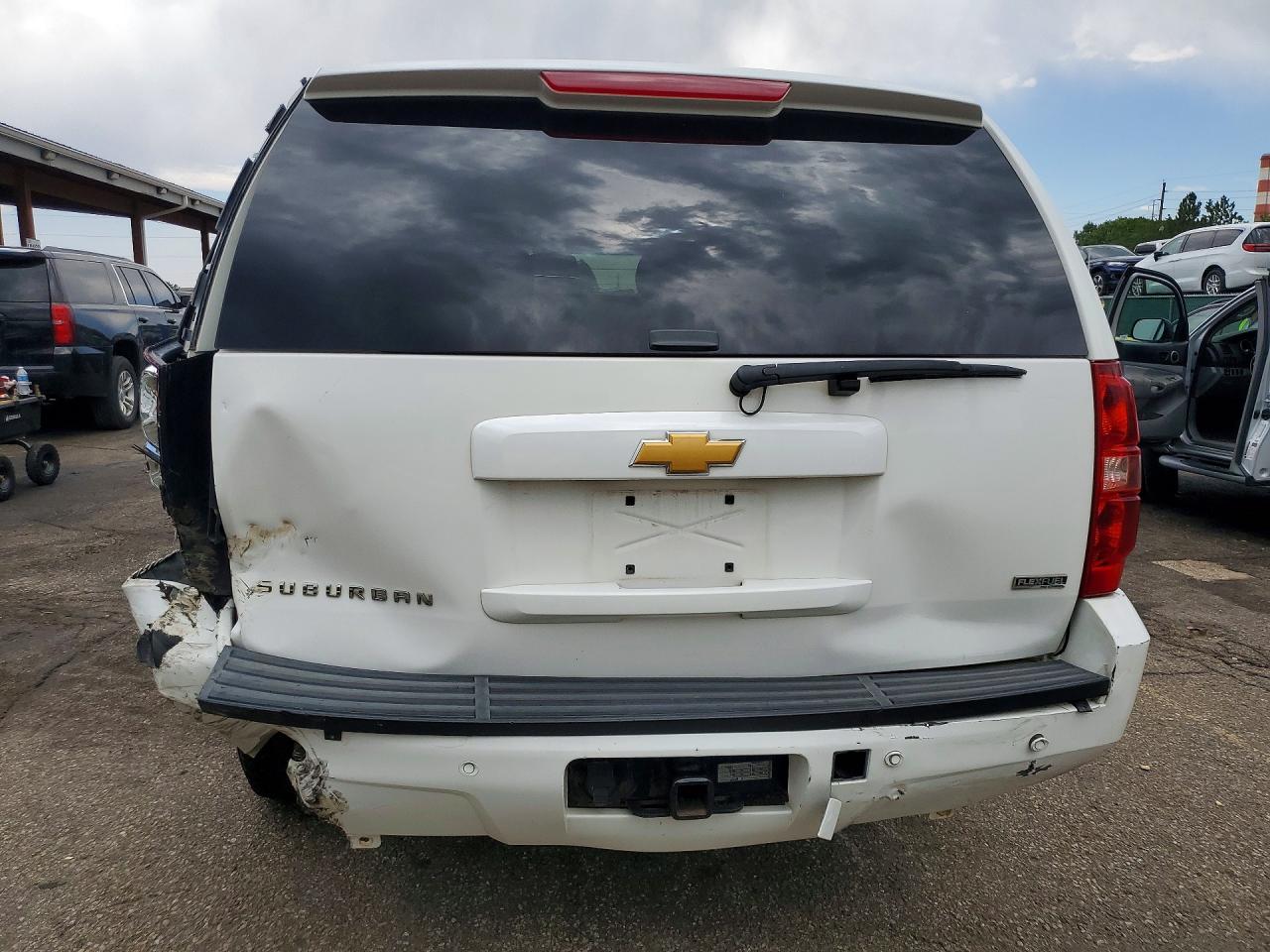 2012 Chevrolet Suburban K1500 Lt White vin: 1GNSKJE70CR153046