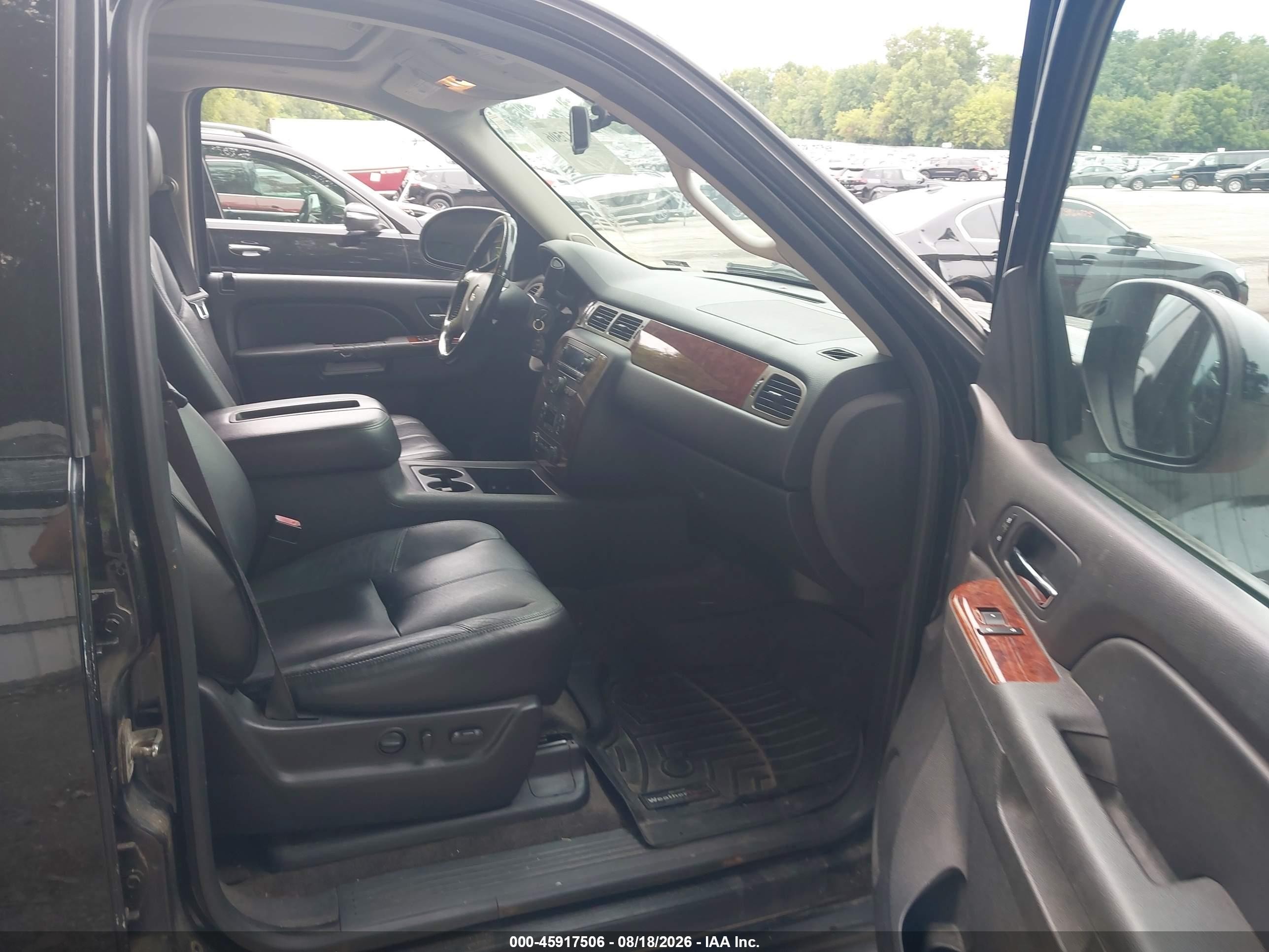 2012 Chevrolet Suburban Lt Black vin: 1GNSKJE70CR314740