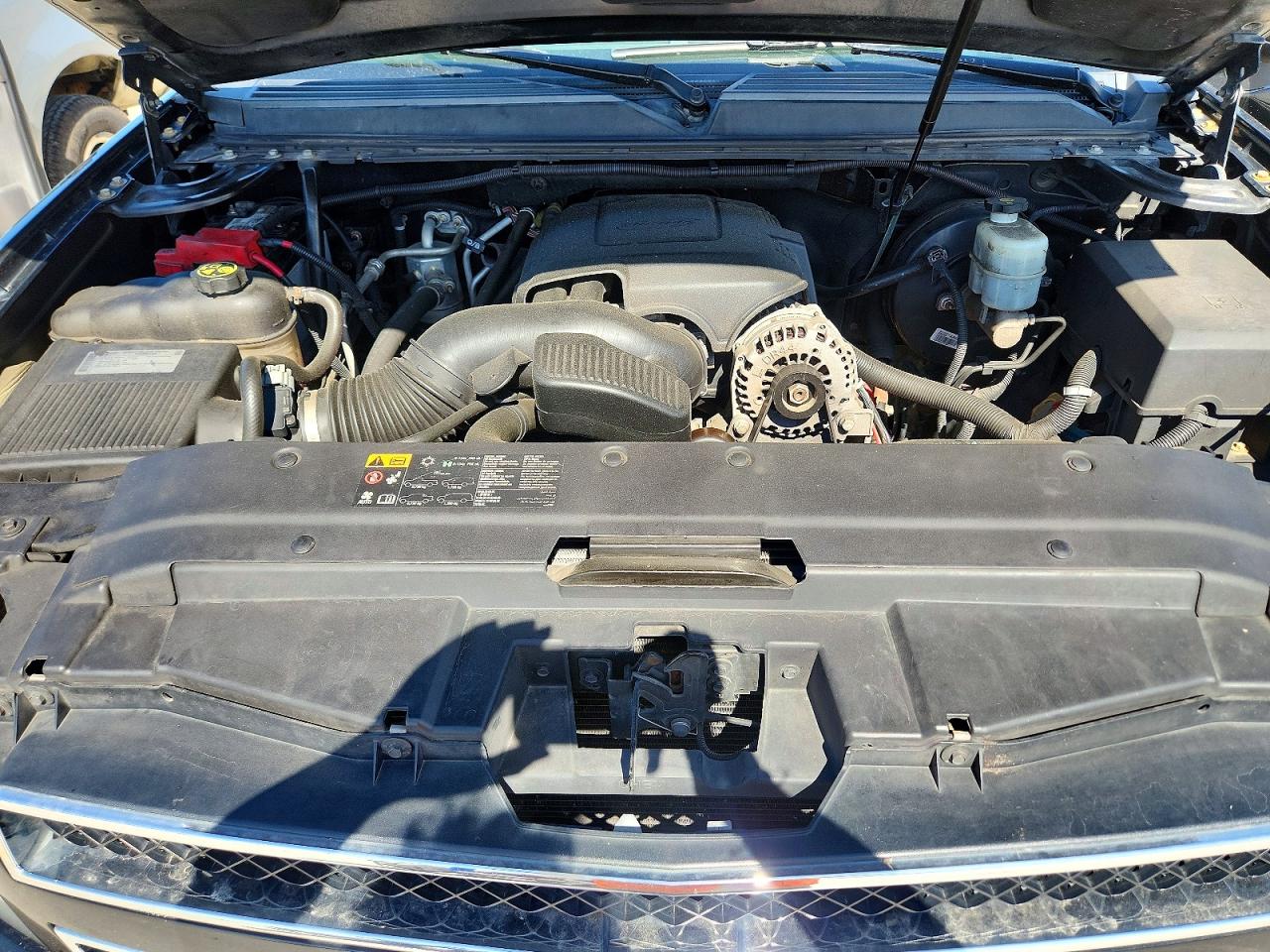 2014 Chevrolet Suburban K1500 Lt Черный vin: 1GNSKJE70ER103363