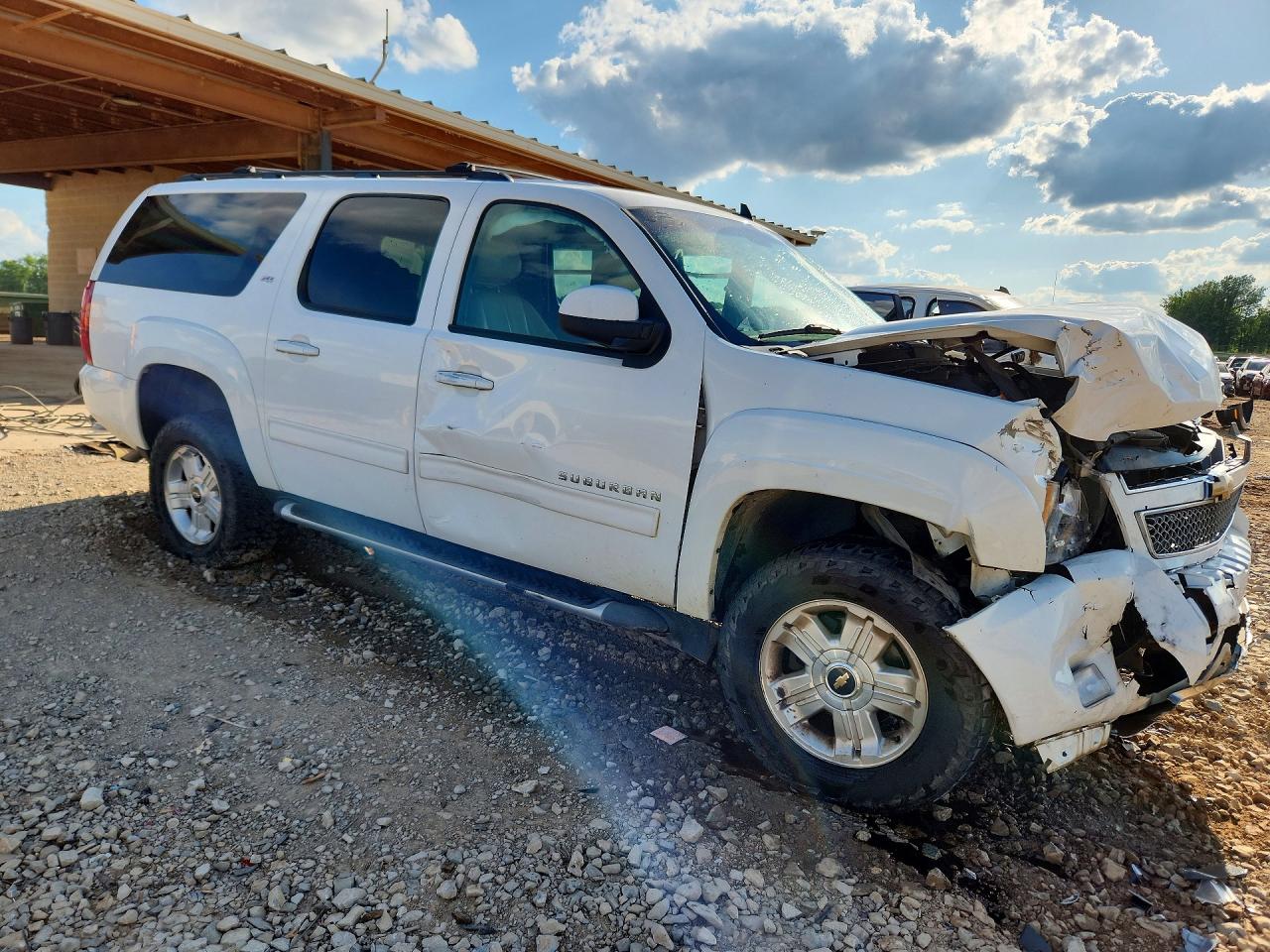 2014 Chevrolet Suburban K1500 Lt White vin: 1GNSKJE71ER166469
