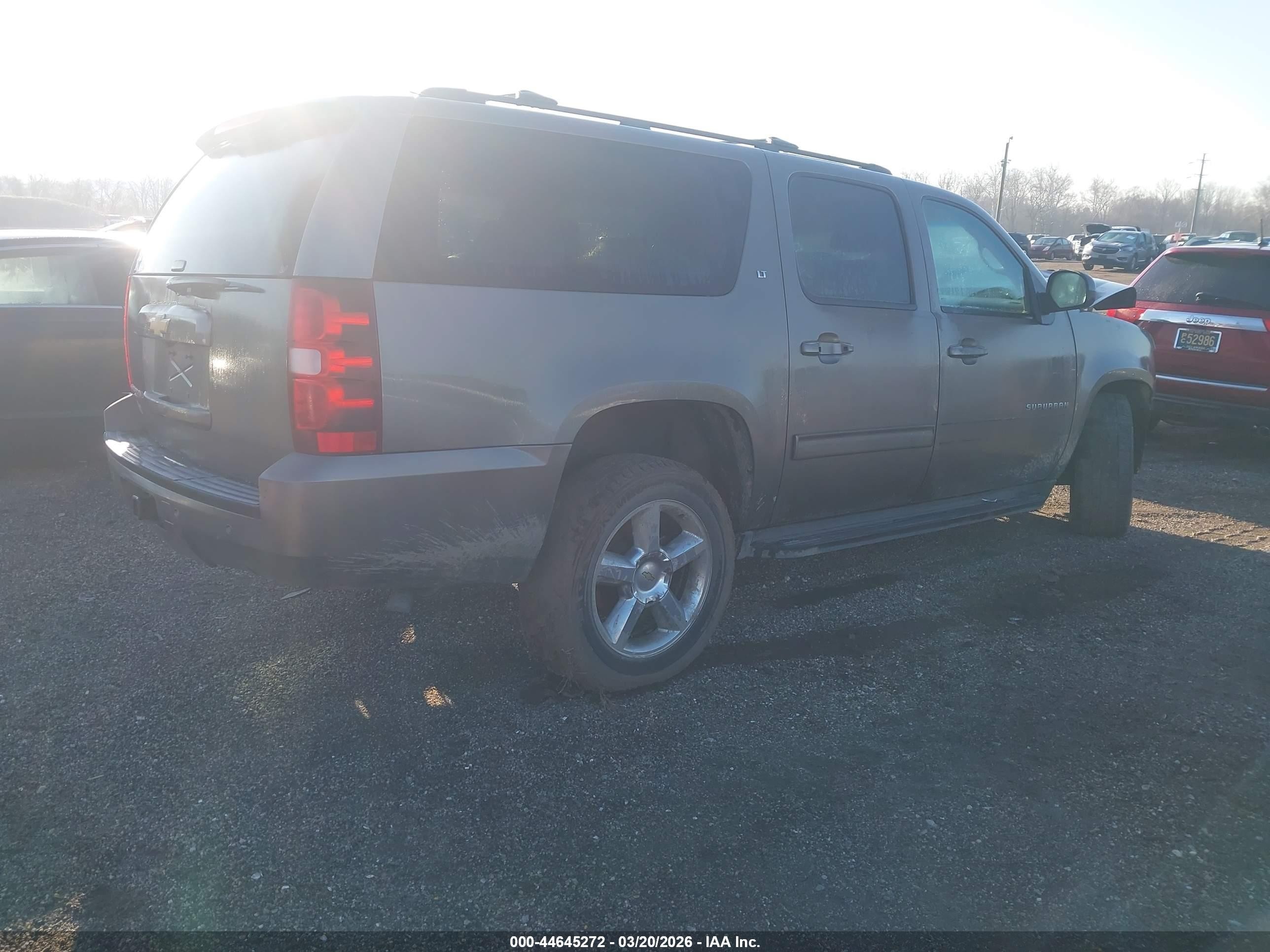 2014 Chevrolet Suburban 1500 Lt Бежевый vin: 1GNSKJE71ER210406