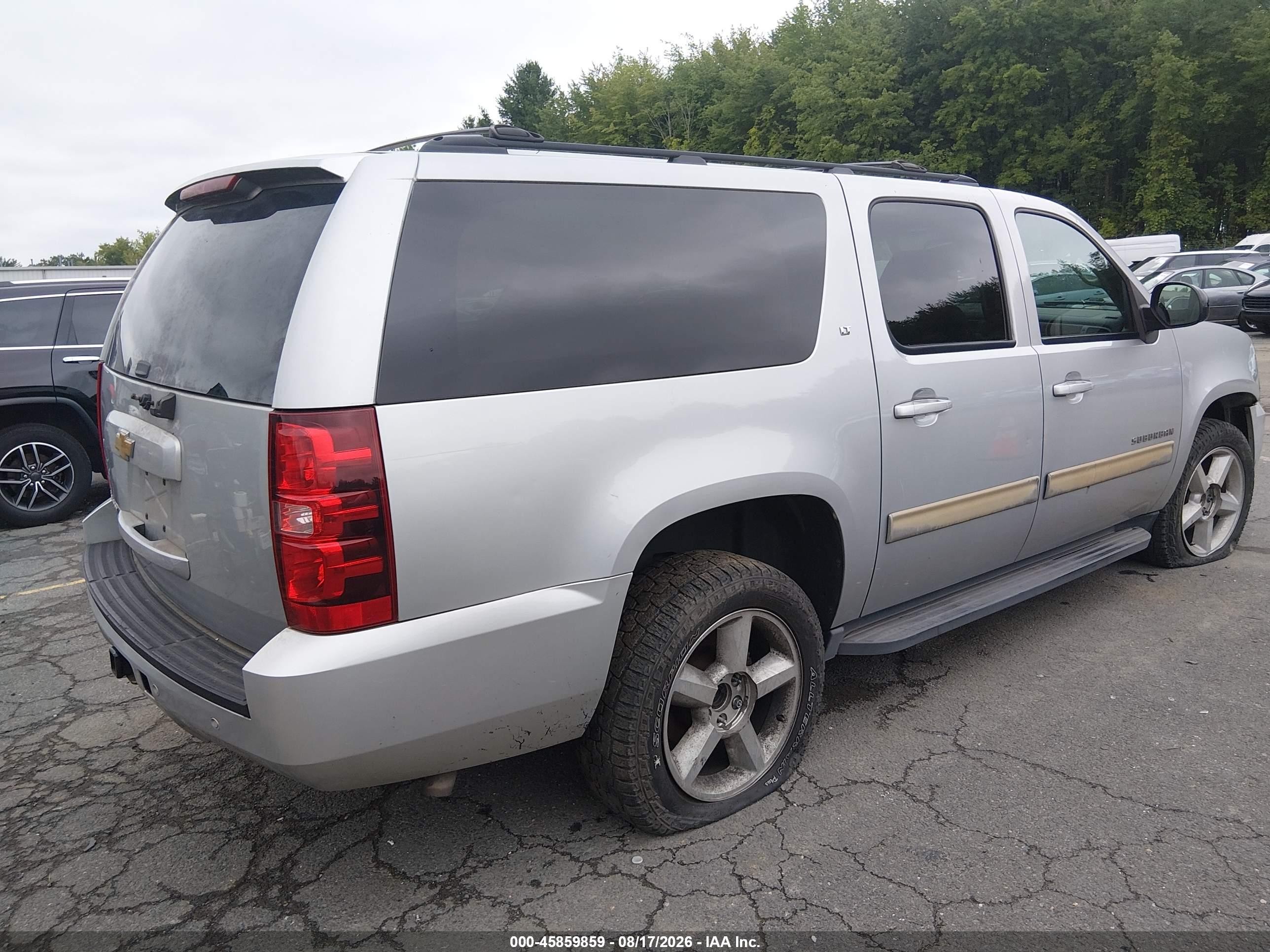 2013 Chevrolet Suburban Lt Silver vin: 1GNSKJE72DR225334