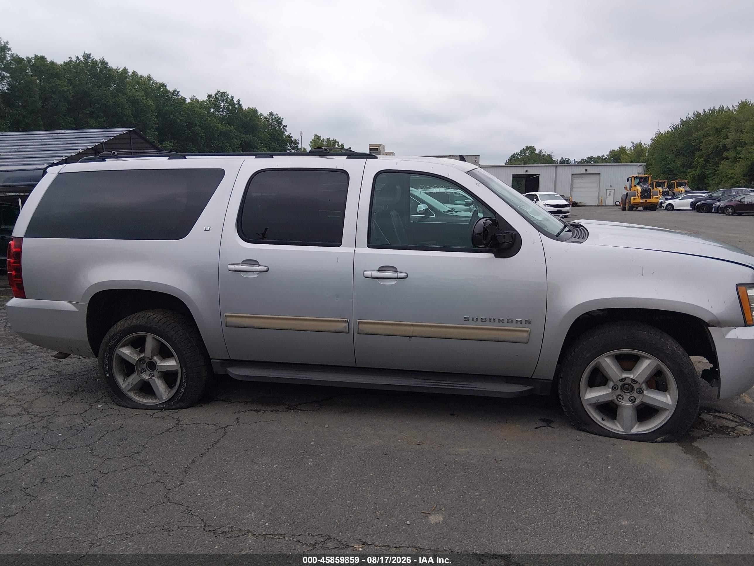 2013 Chevrolet Suburban Lt Silver vin: 1GNSKJE72DR225334