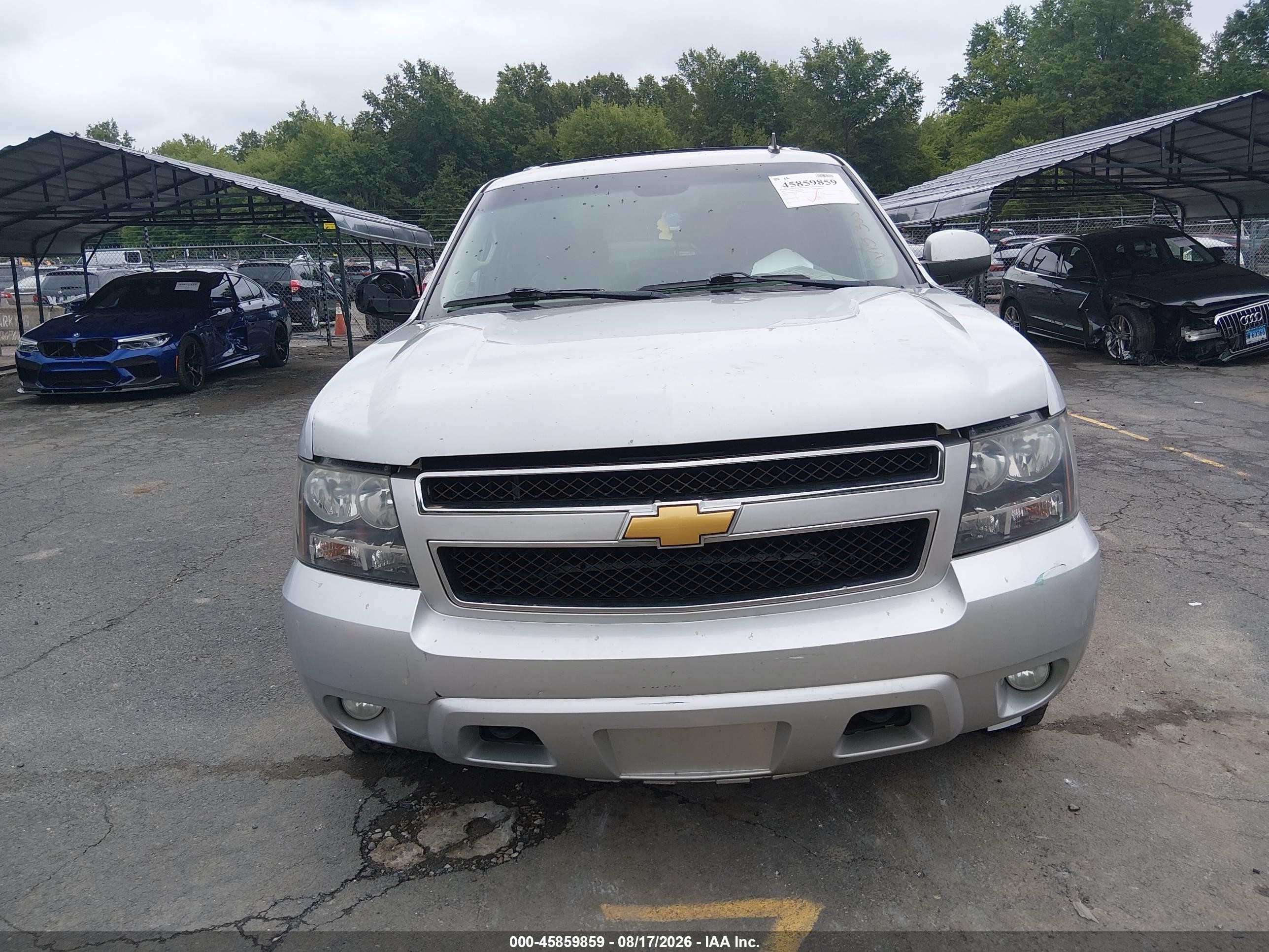 2013 Chevrolet Suburban Lt Silver vin: 1GNSKJE72DR225334