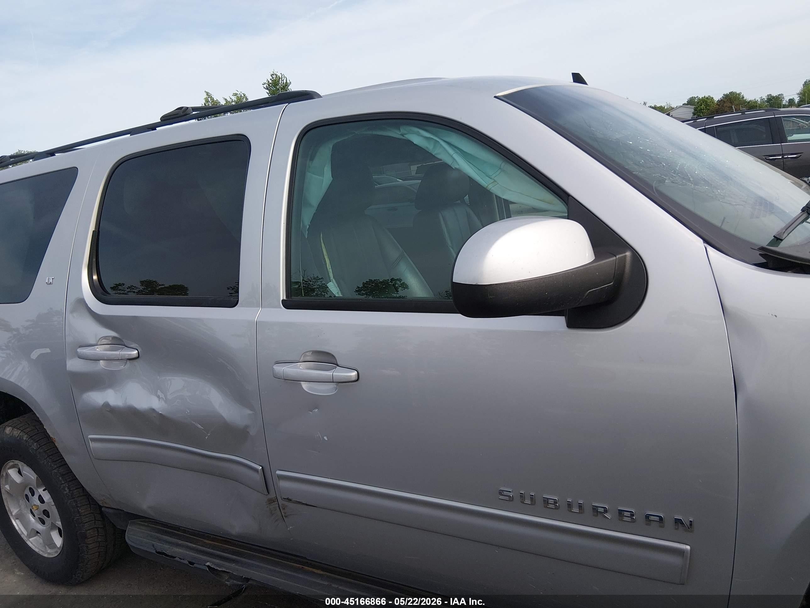 2013 Chevrolet Suburban 1500 Lt Silver vin: 1GNSKJE72DR308570