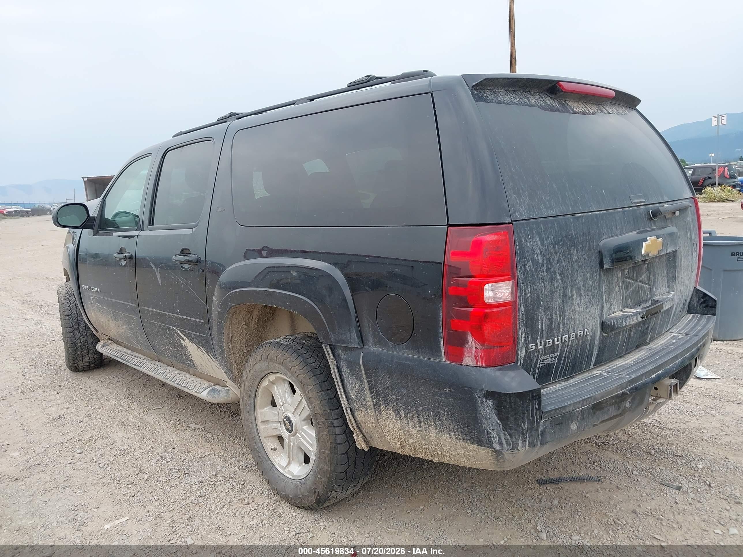 2013 Chevrolet Suburban Lt Черный vin: 1GNSKJE75DR344155