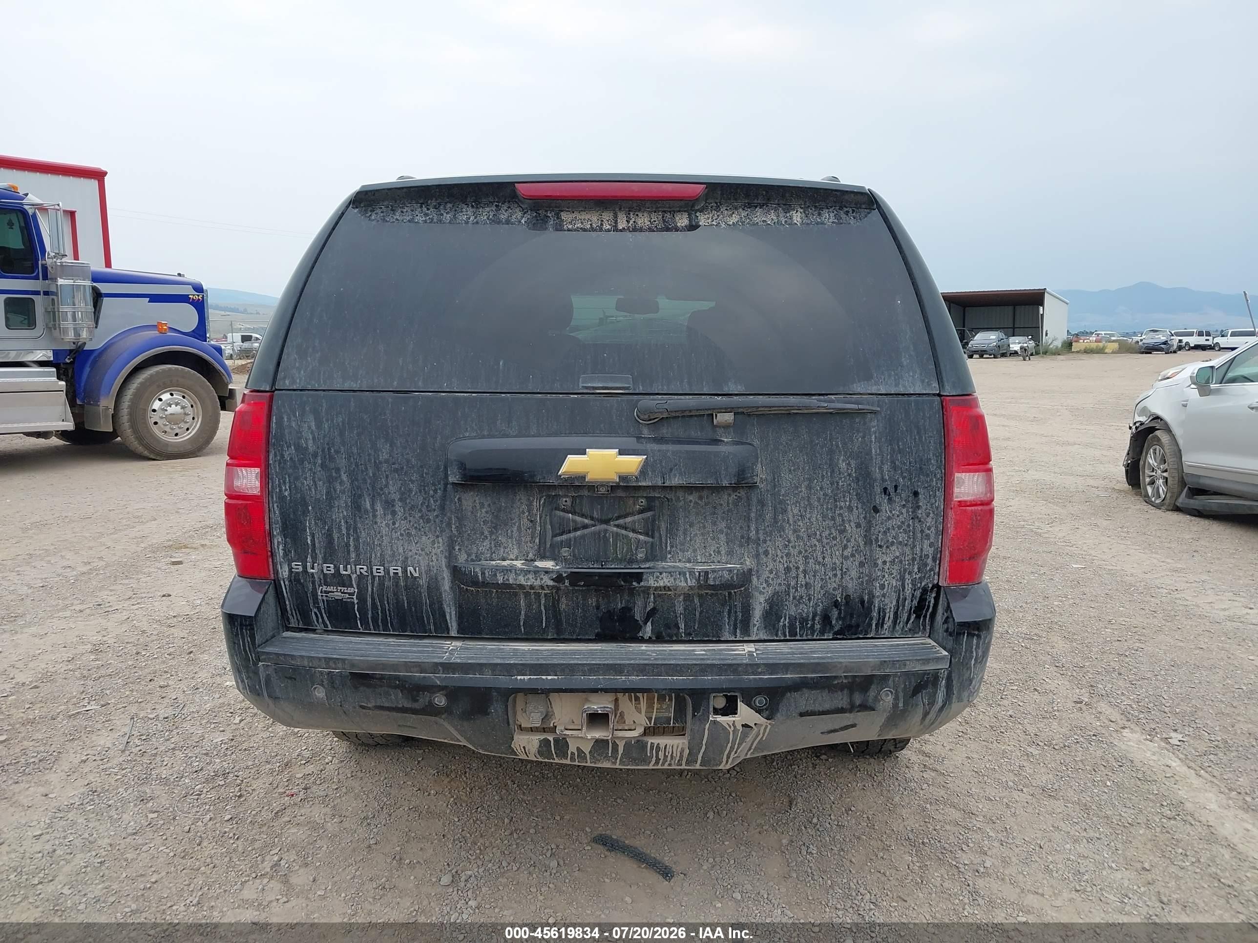 2013 Chevrolet Suburban Lt Черный vin: 1GNSKJE75DR344155