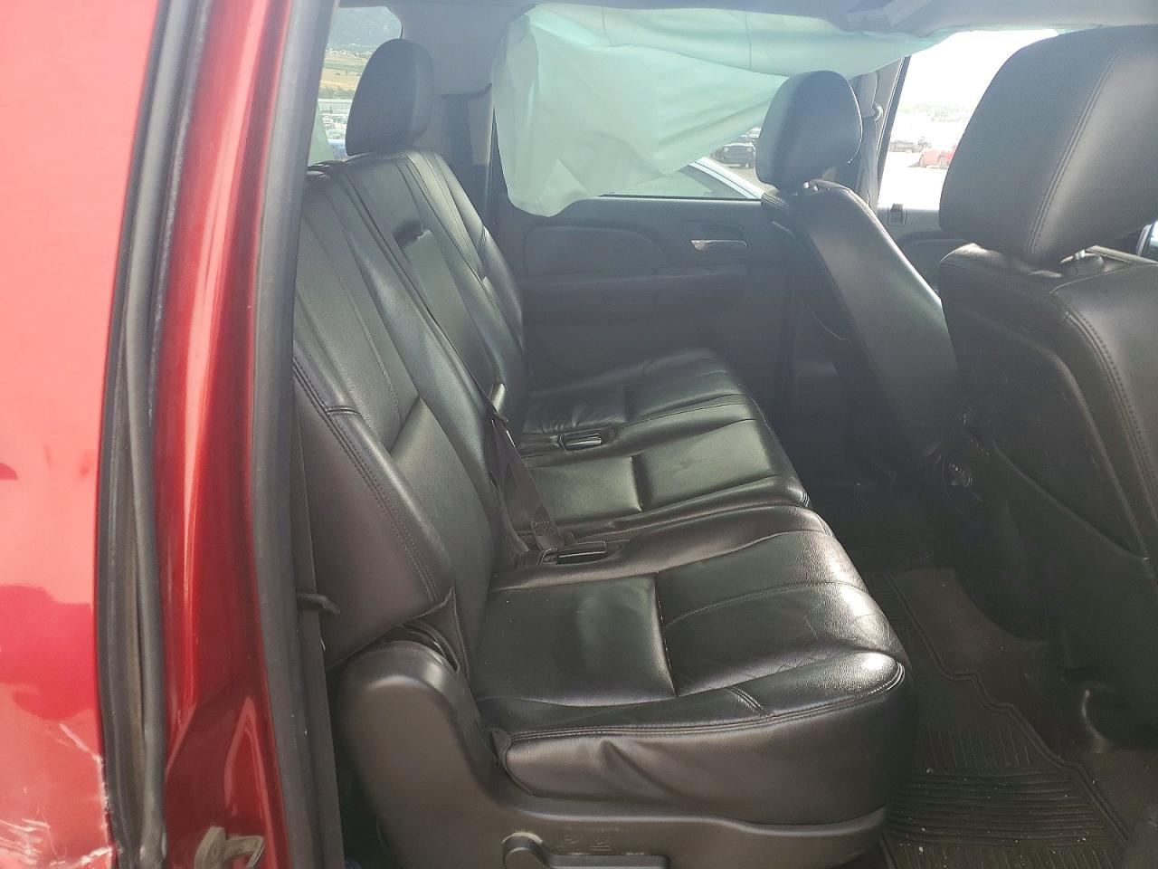 2013 Chevrolet Suburban K1500 Lt Red vin: 1GNSKJE76DR139380