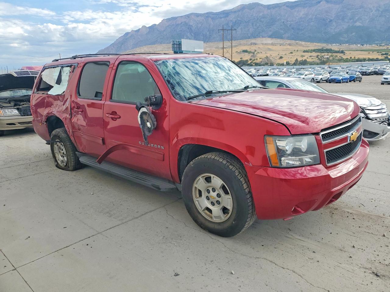 2013 Chevrolet Suburban K1500 Lt Red vin: 1GNSKJE76DR139380