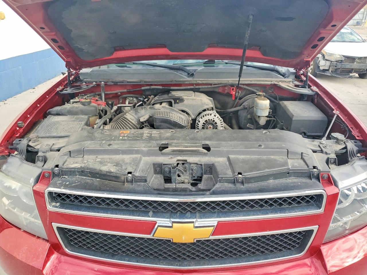 2013 Chevrolet Suburban K1500 Lt Red vin: 1GNSKJE76DR139380
