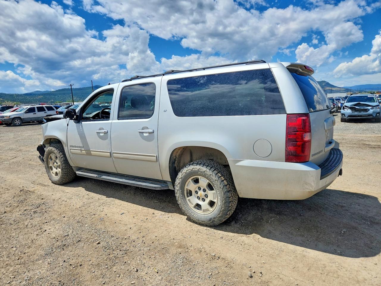 2013 Chevrolet Suburban K1500 Lt Silver vin: 1GNSKJE76DR353611