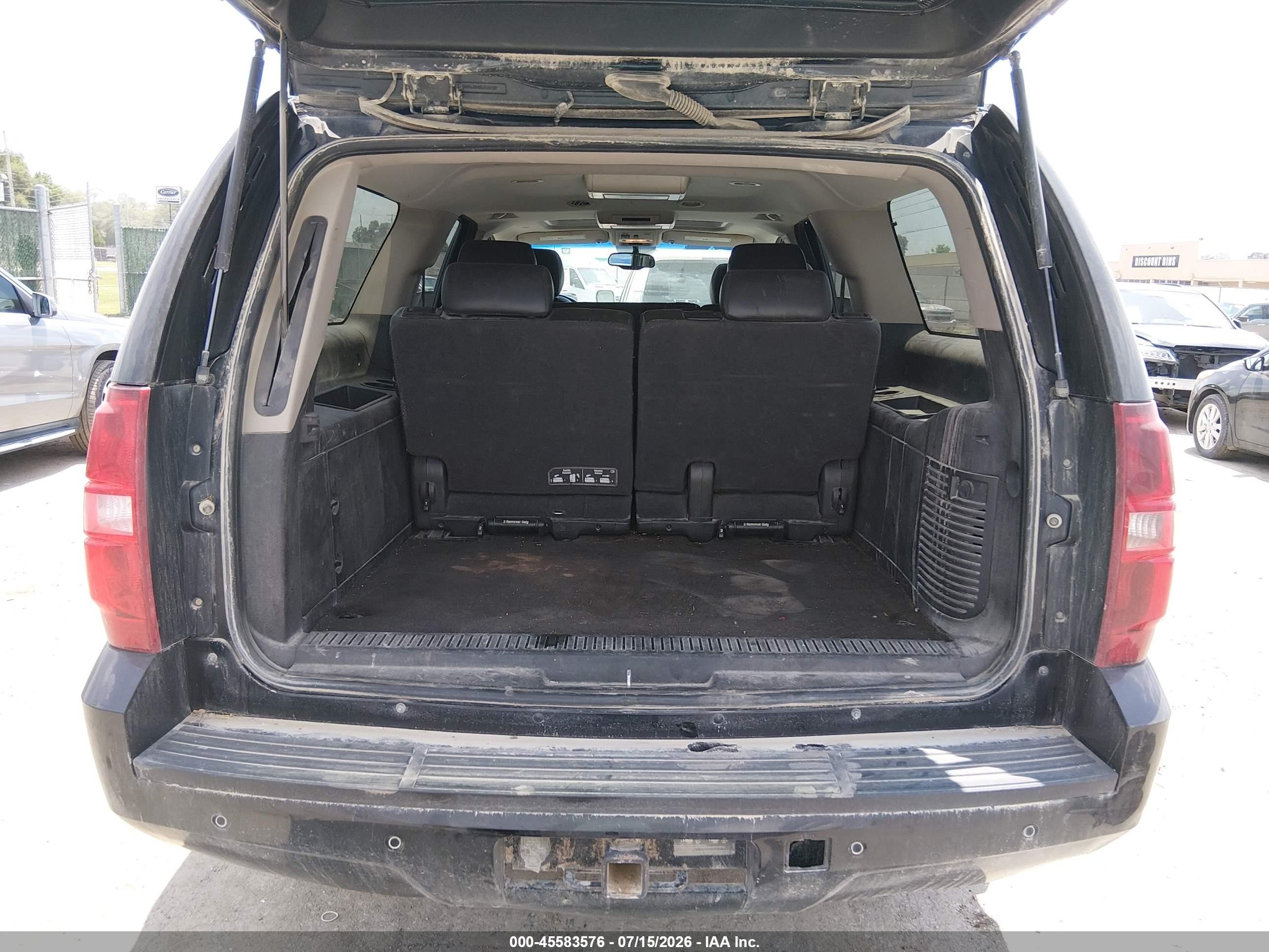 2013 Chevrolet Suburban Lt Black vin: 1GNSKJE77DR361765