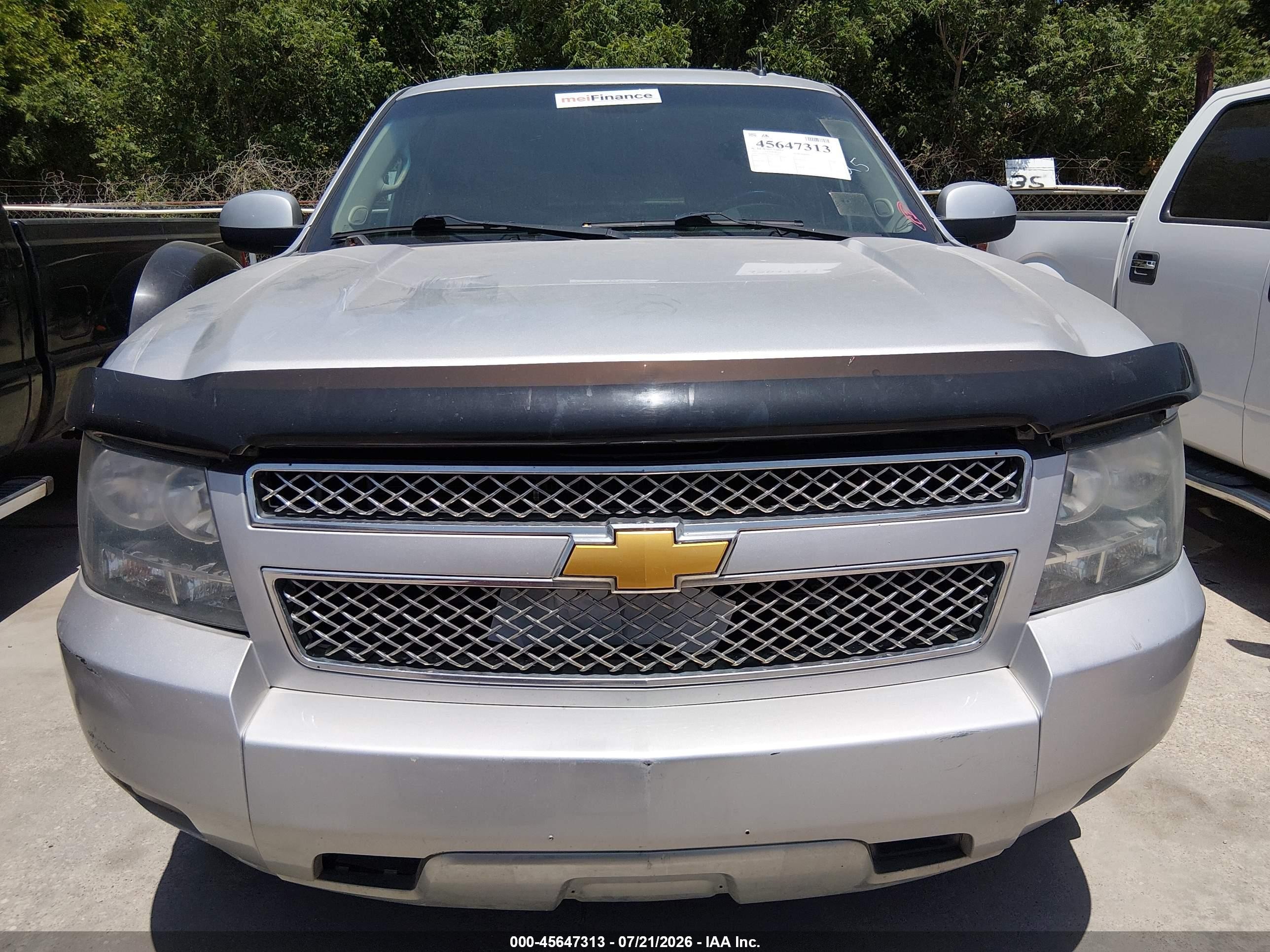 2014 Chevrolet Suburban Lt Gray vin: 1GNSKJE77ER171093