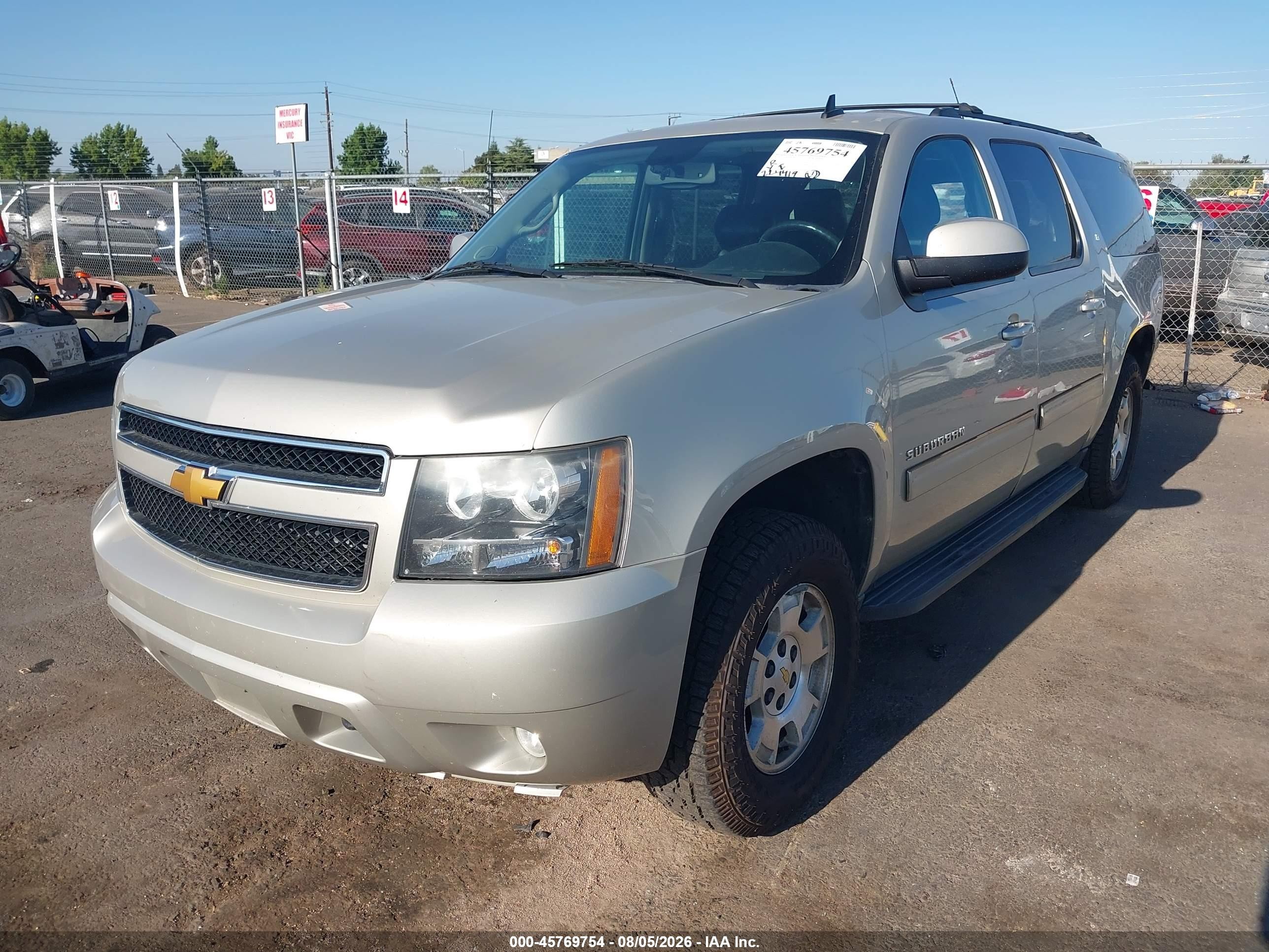 2014 Chevrolet Suburban Lt Gold vin: 1GNSKJE77ER201841