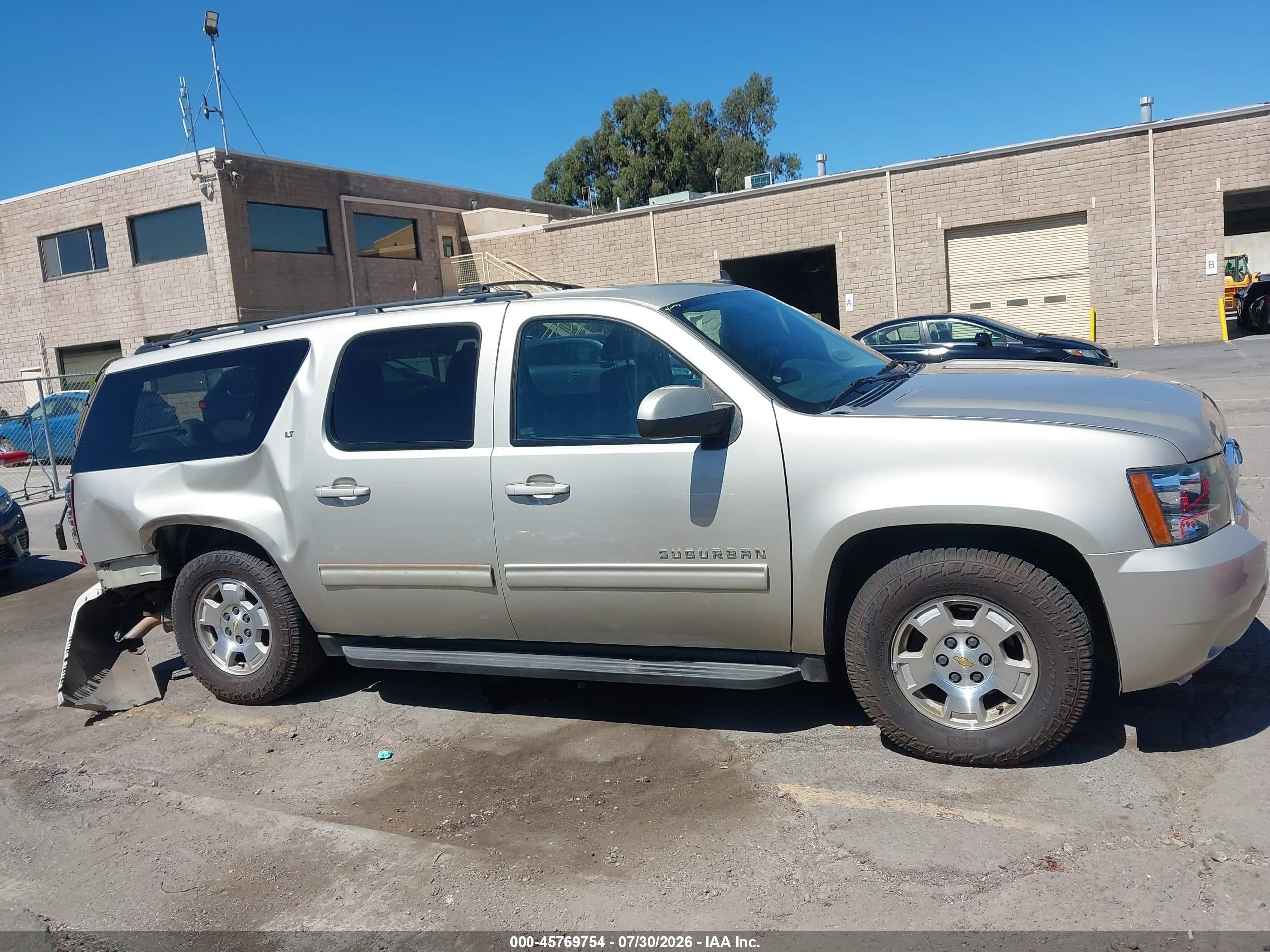2014 Chevrolet Suburban Lt Gold vin: 1GNSKJE77ER201841