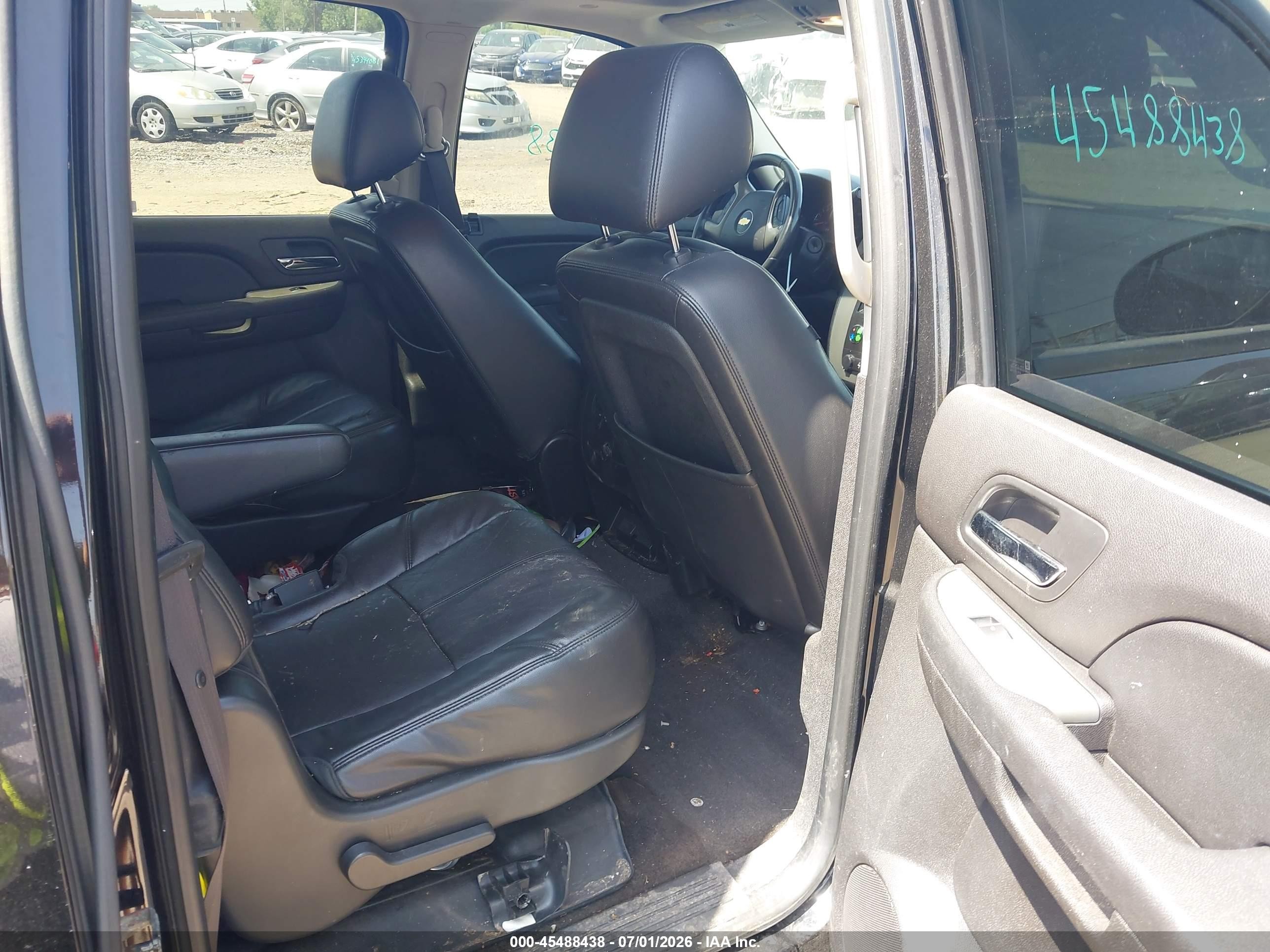 2012 Chevrolet Suburban Lt Black vin: 1GNSKJE78CR252276